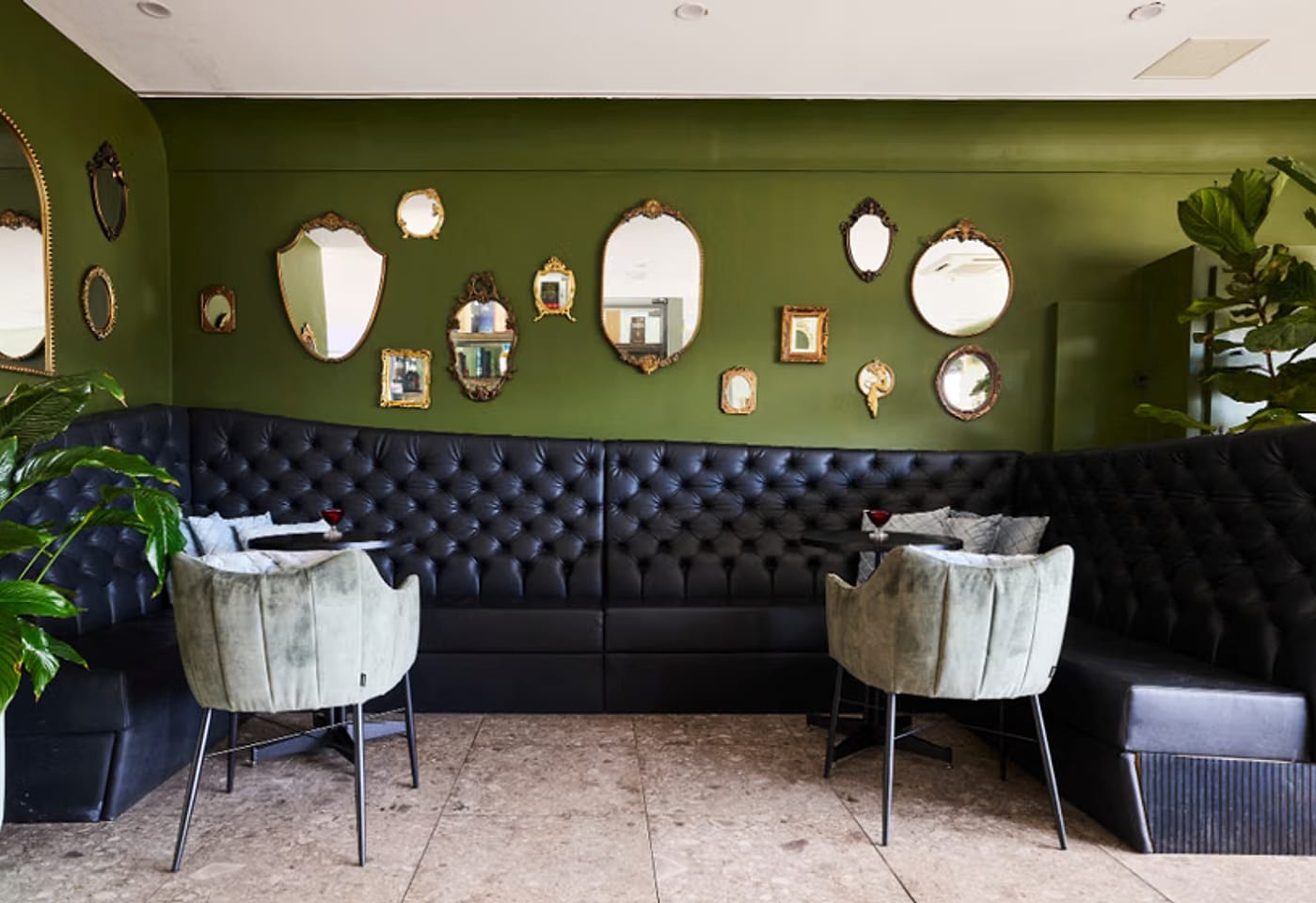 Exclusive Rooftop, Mirror Mirror Rooftop Lounge image 3