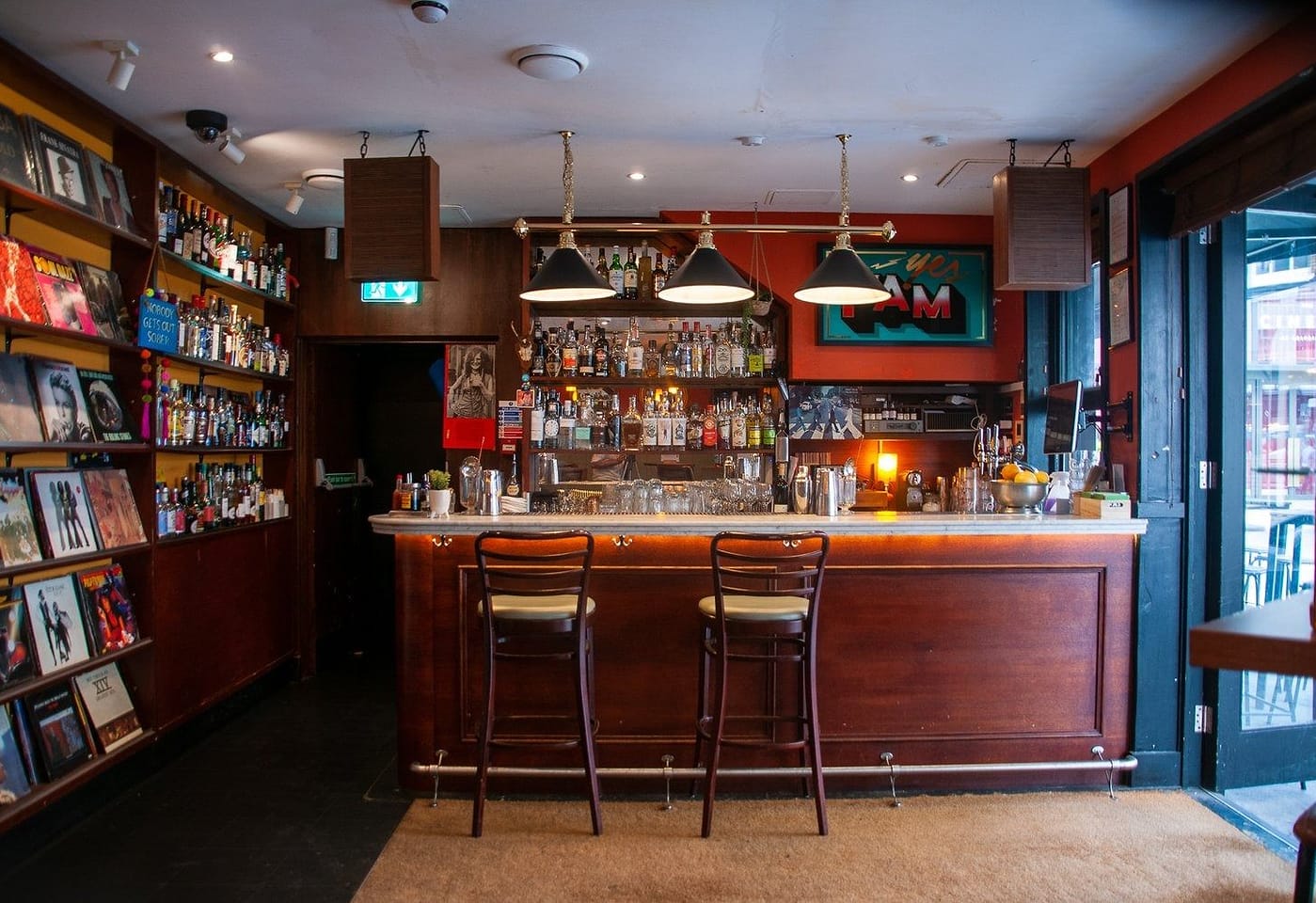 A feel-good bar near Oxford Street: FAM Bar & Kitchen1