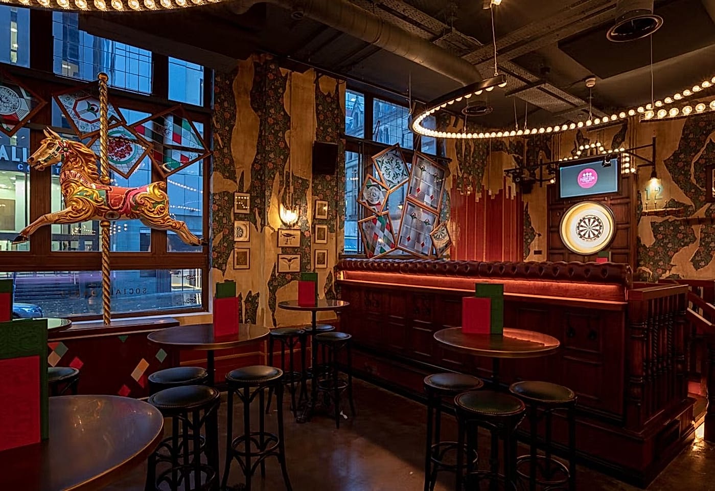 A Manchester bar that combines darts and drinks: Flight Club image 2