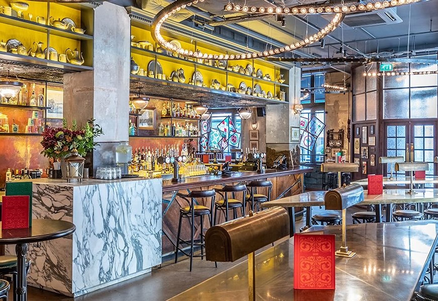 A Manchester bar that combines darts and drinks: Flight Club1