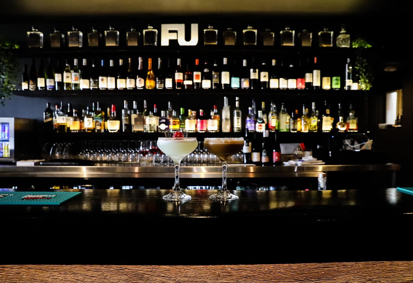 Fu Manchu Oriental Asian Fusion Restaurant | View of Bar and Cocktails | Venue Hire Gold Coast | 3