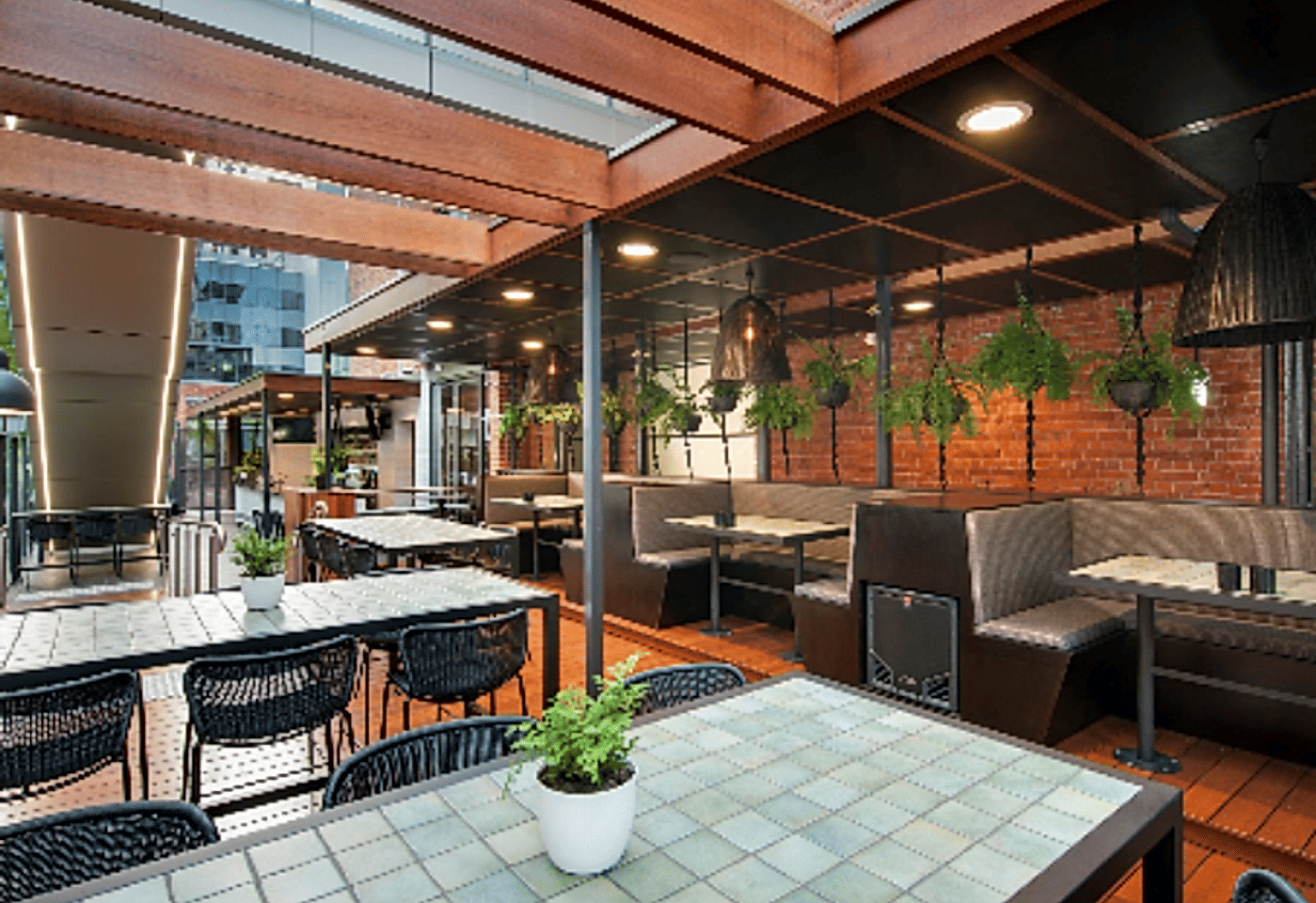 Garden Bar, Electra House image 2