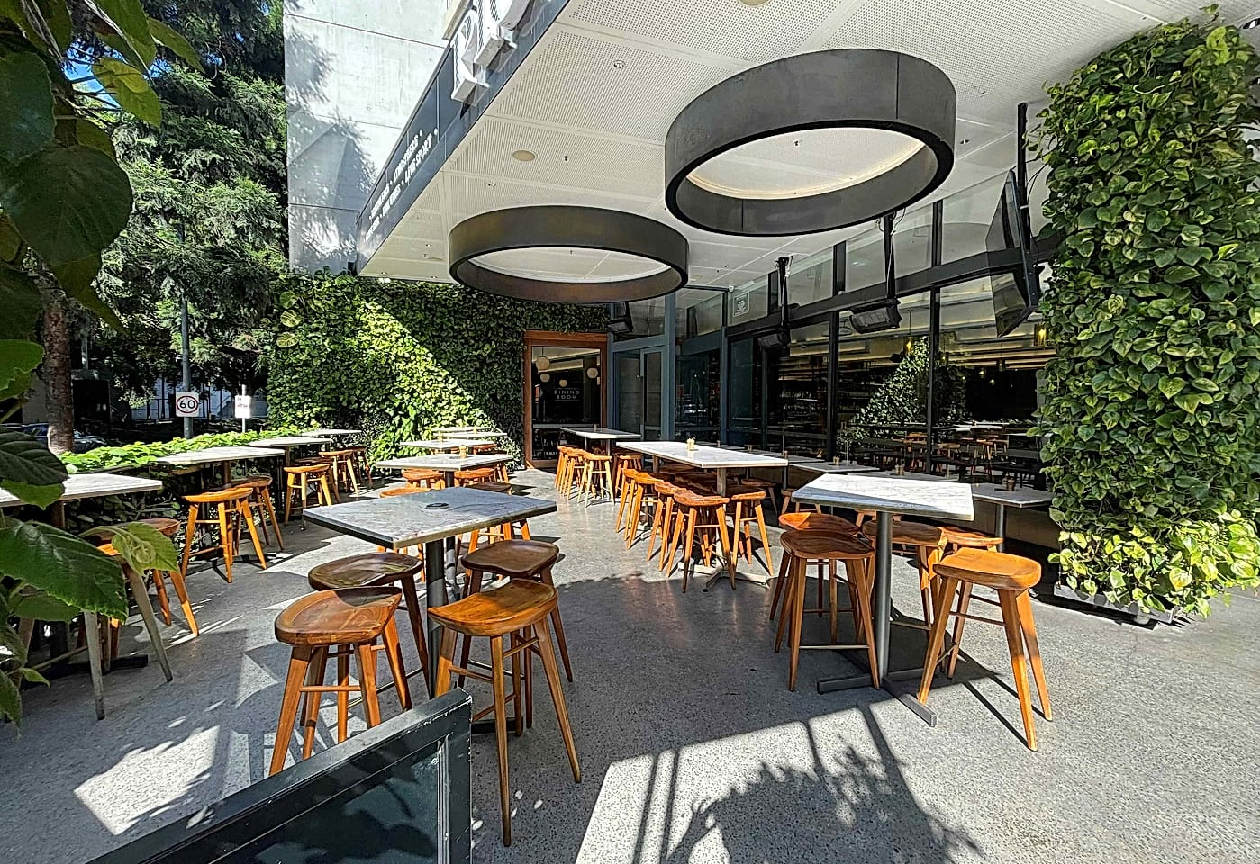 Pig ‘N’ Whistle West End | Garden Bar Outdoor Seating | Venue Hire Brisbane | 1