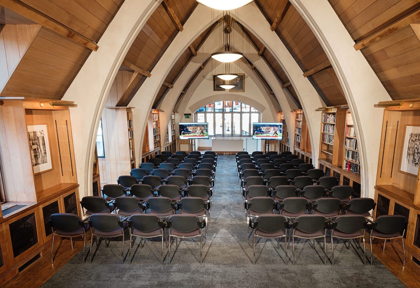 Hold your meeting in the jewel of Southwark cathedral: Gary Weston Library 1