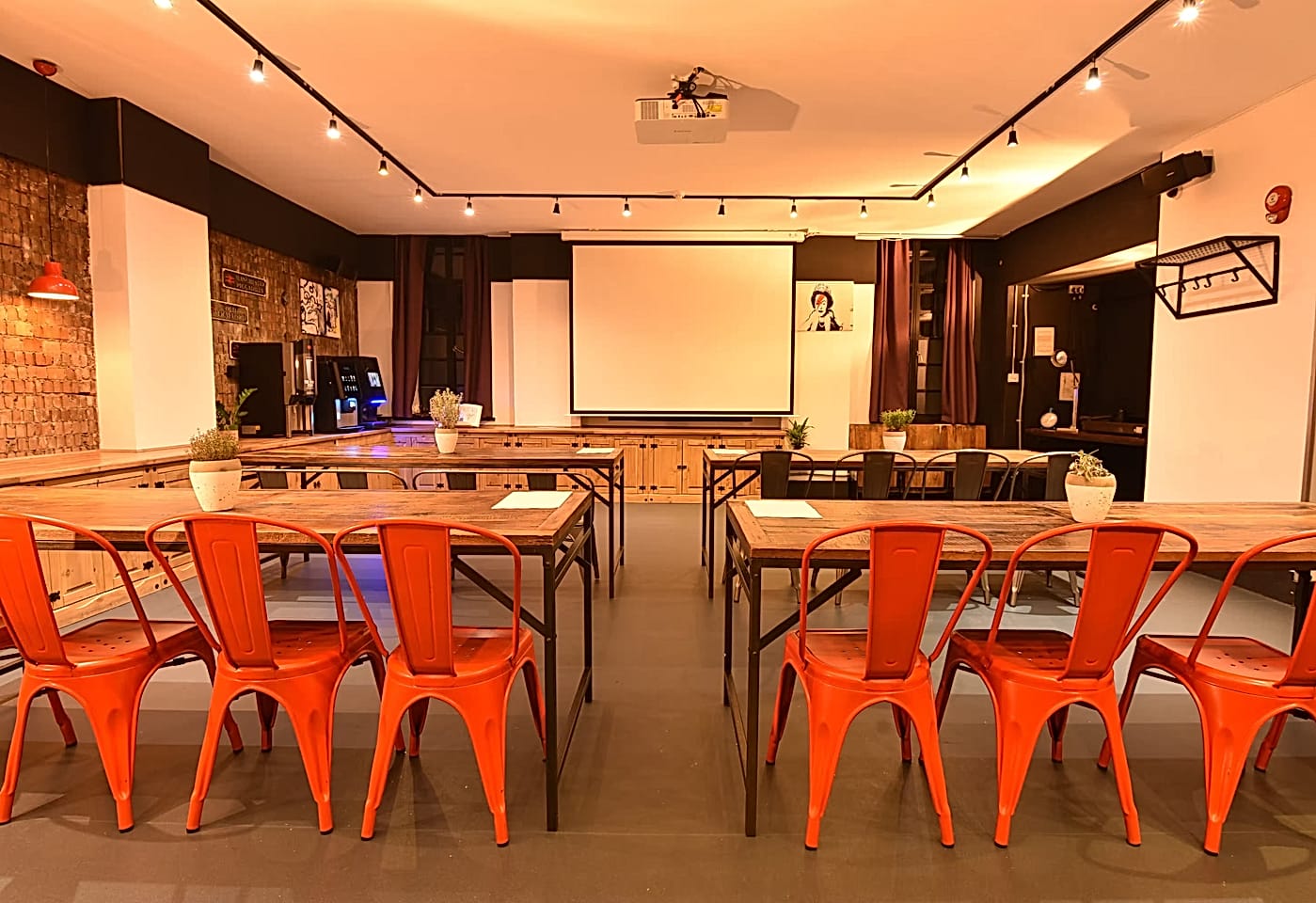 Interior shot of a meeting space at Kings Cross workspace