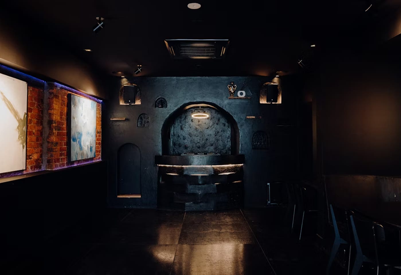 Golden Fleece Hotel | Santorini & Caves of Mykonos | Venue Hire Melbourne | 3