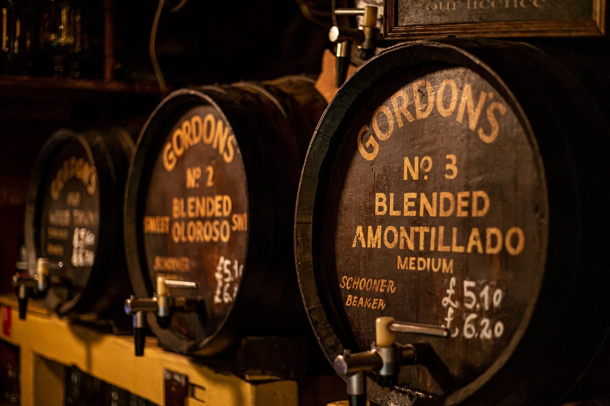 Gordon's wine bar embankment