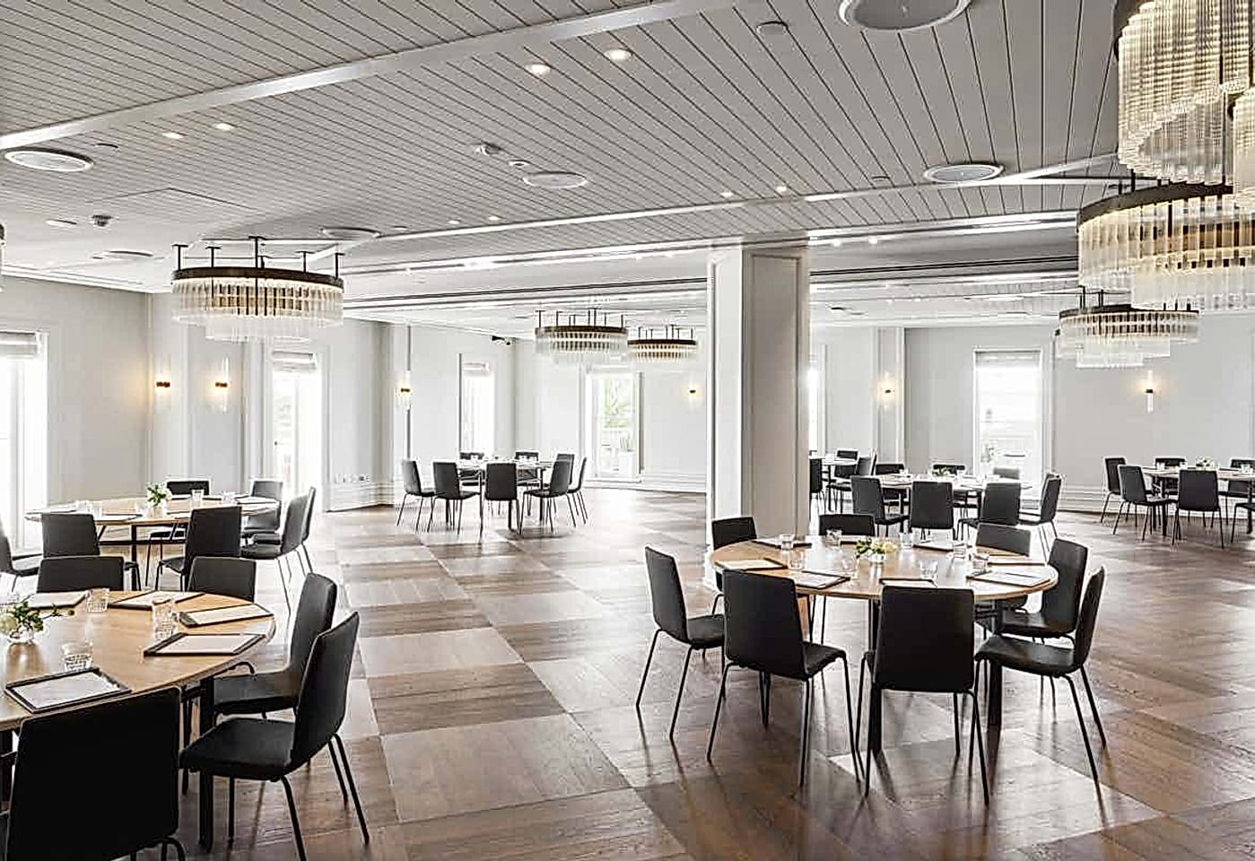 Halycon Hall, The Continental Sorrento image 3