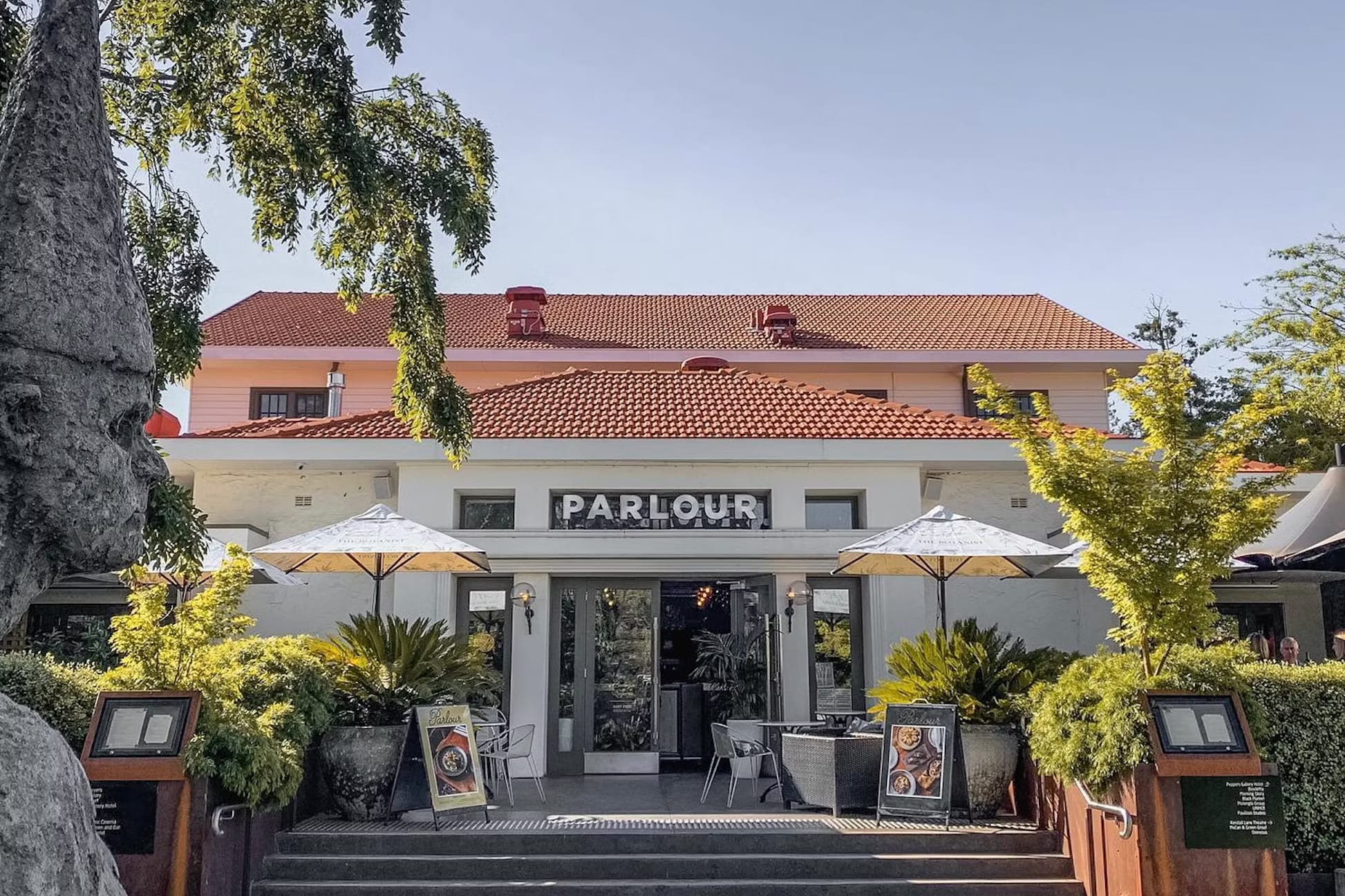 Half Venue Hire, Parlour image 3