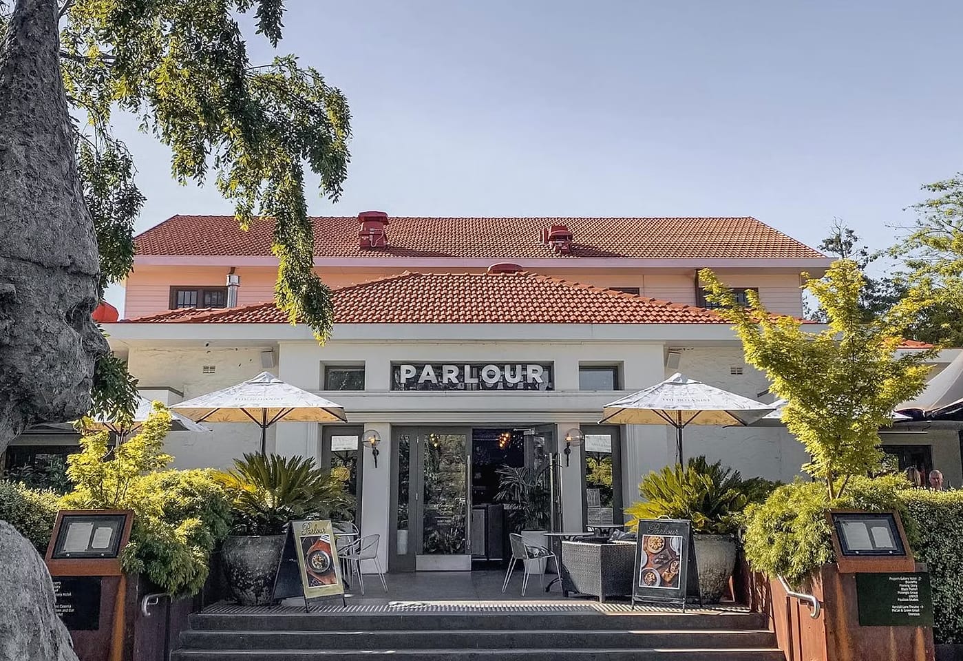 Half Venue Hire, Parlour image 3