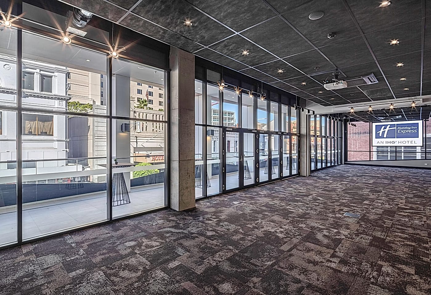 Holiday Inn Express Adelaide City Centre, an IHG Hotel | Balcony Room | Venue Hire Adelaide | 1