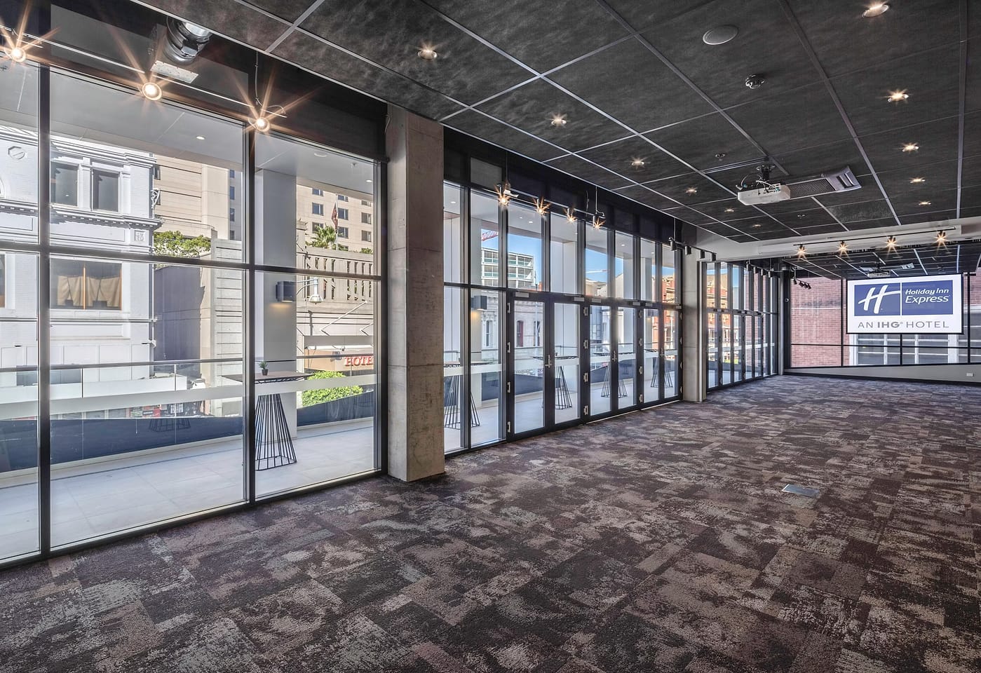 Holiday Inn Express Adelaide City Centre, an IHG Hotel | Balcony Room | Venue Hire Adelaide | 1