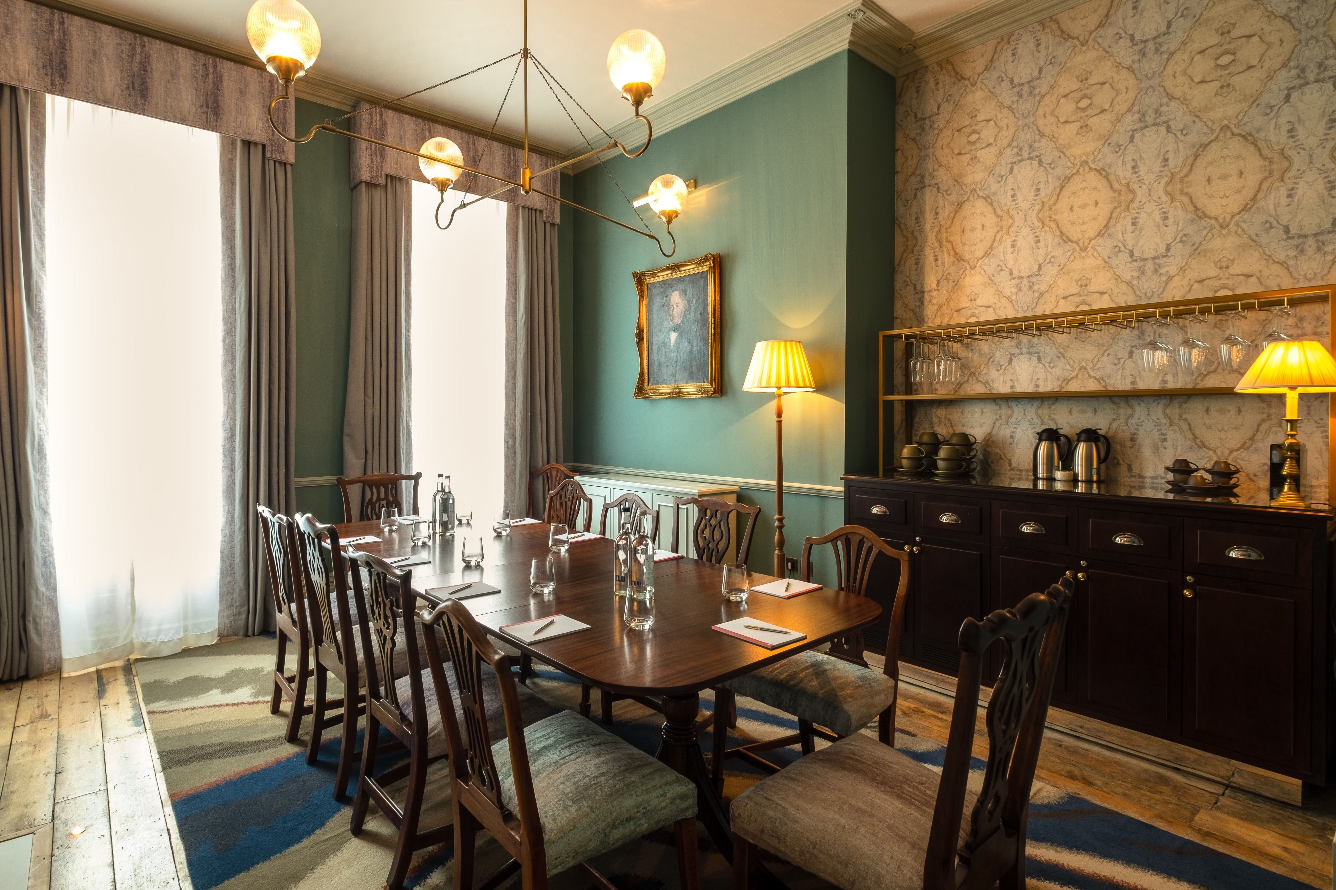 A smart meeting room to get the business flowing: Home Grown Club image 2