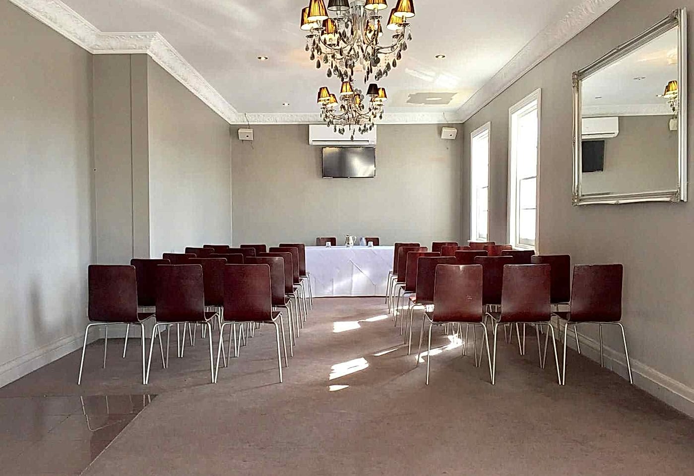 Function Room, Hotel Newbay1