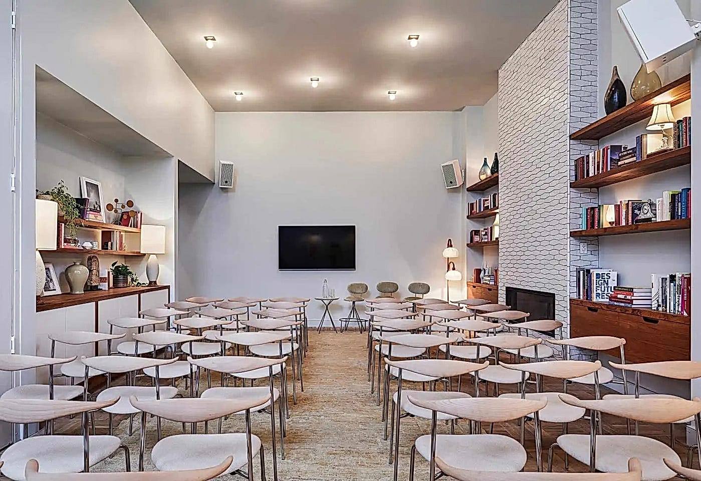 Unique spaces for off-site success: The Hoxton, Williamsburg image 2