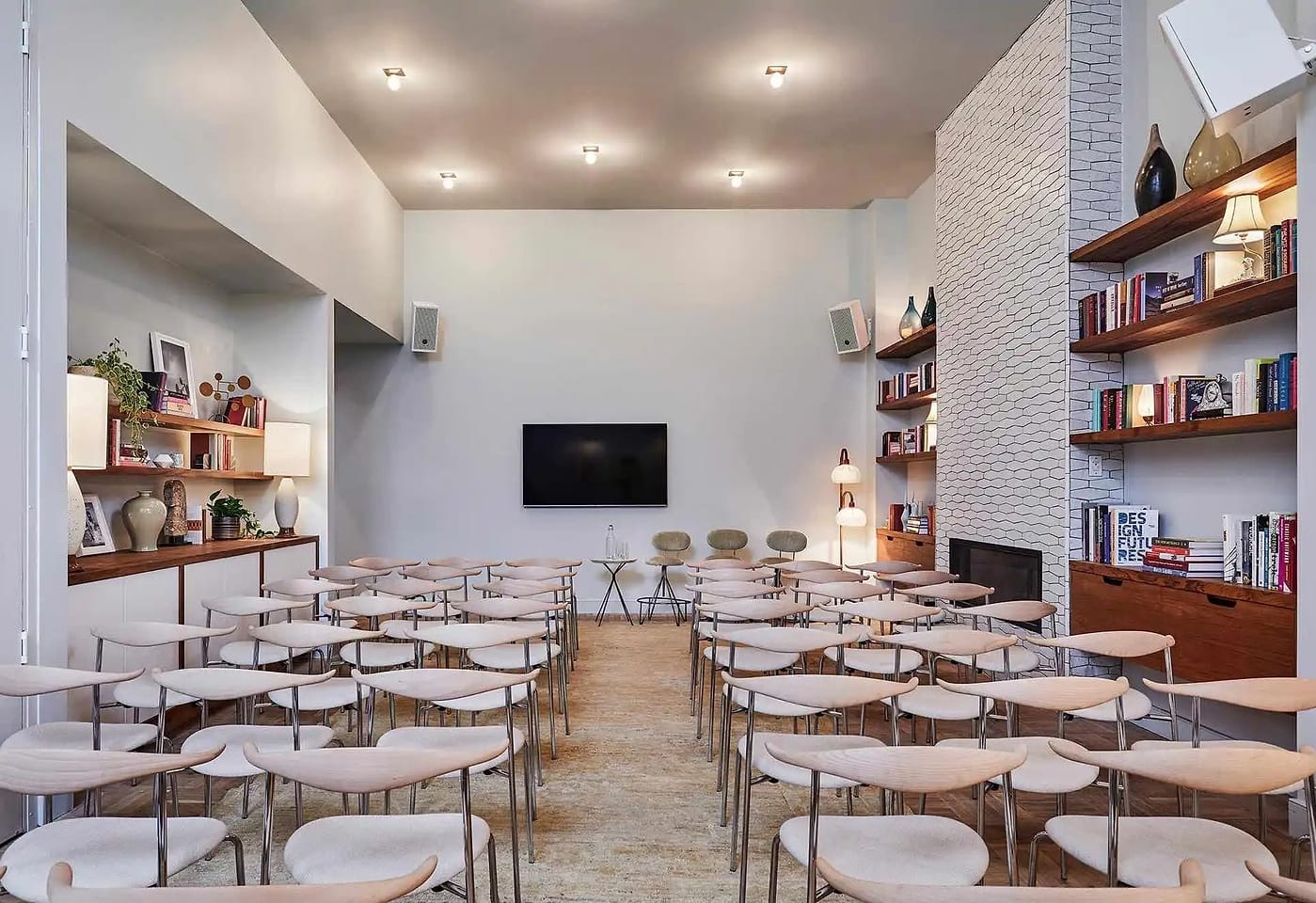 Unique spaces for off-site success: The Hoxton, Williamsburg image 2