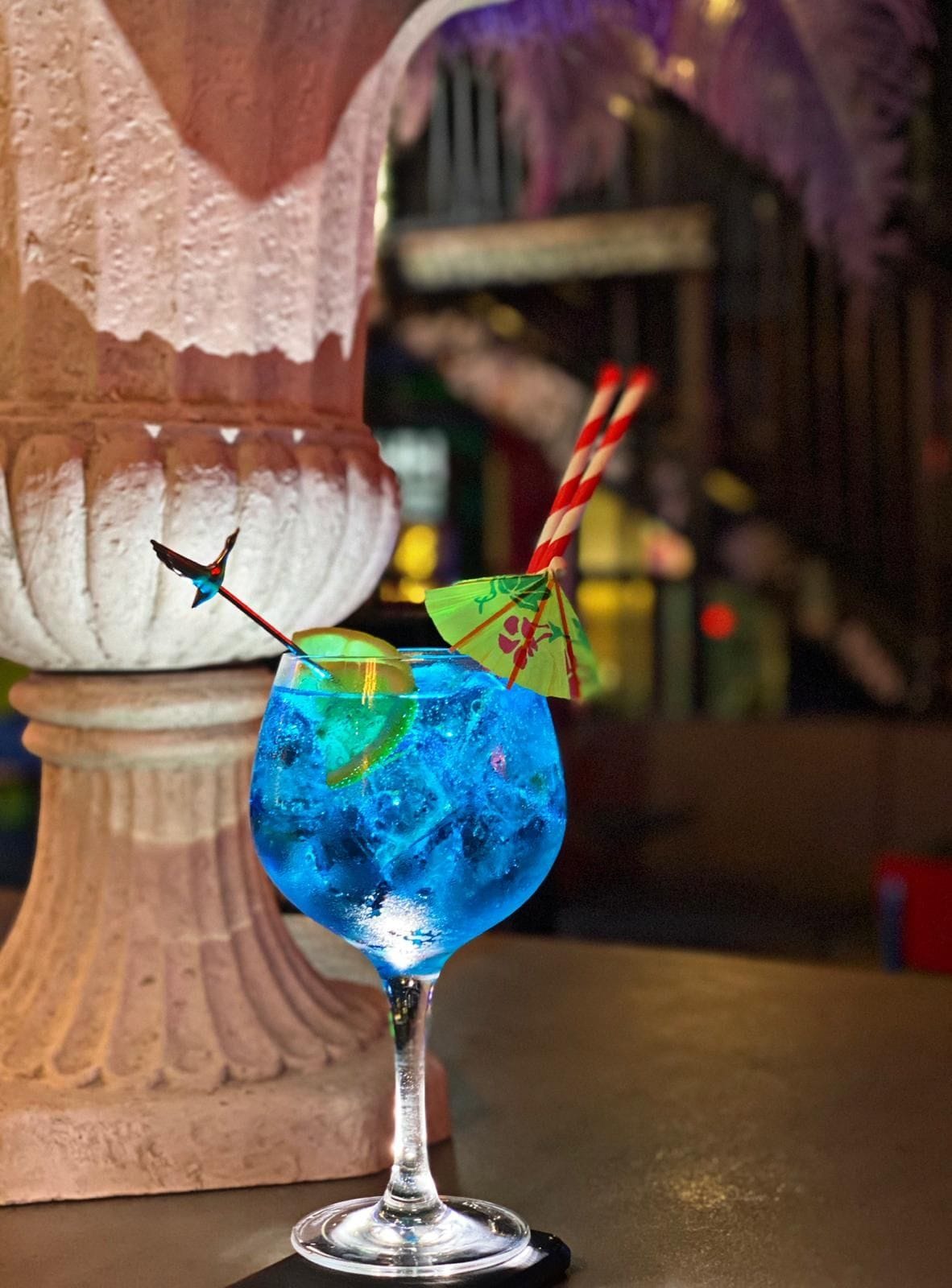 A London bar with themed karaoke rooms: Huckster image 3