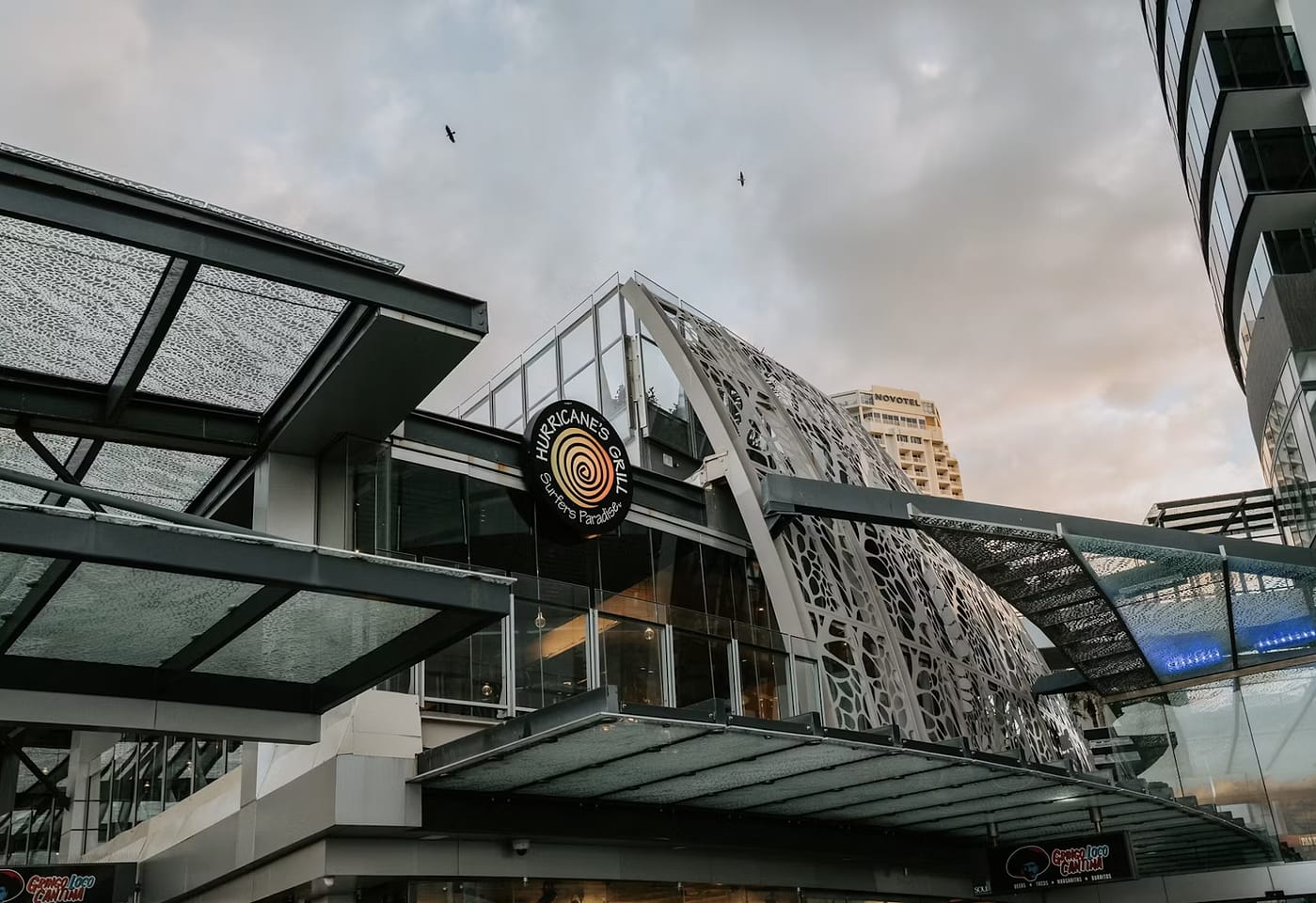 Beachfront View, Hurricane’s Grill & Bar 1