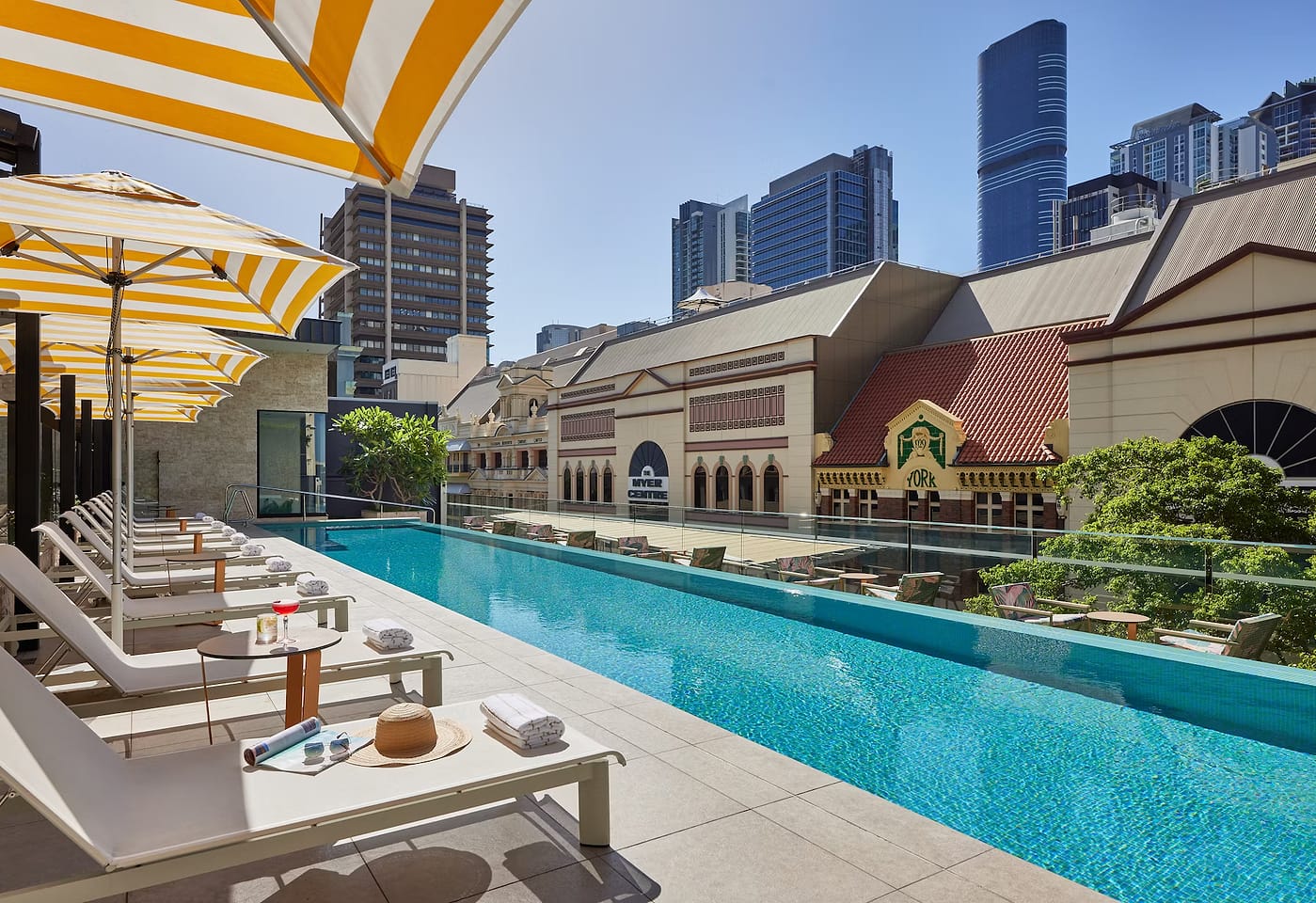 Hyatt Regency Brisbane | View of Sun Beds and City Skyline | Venue Hire Brisbane | 3