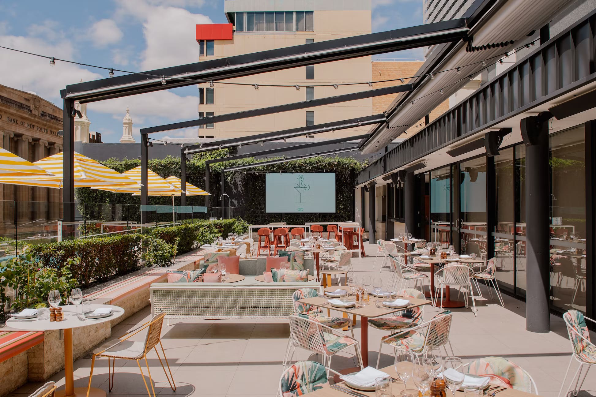 Hyatt Regency Brisbane | View of Poolside Seating | Venue Hire Brisbane | 2