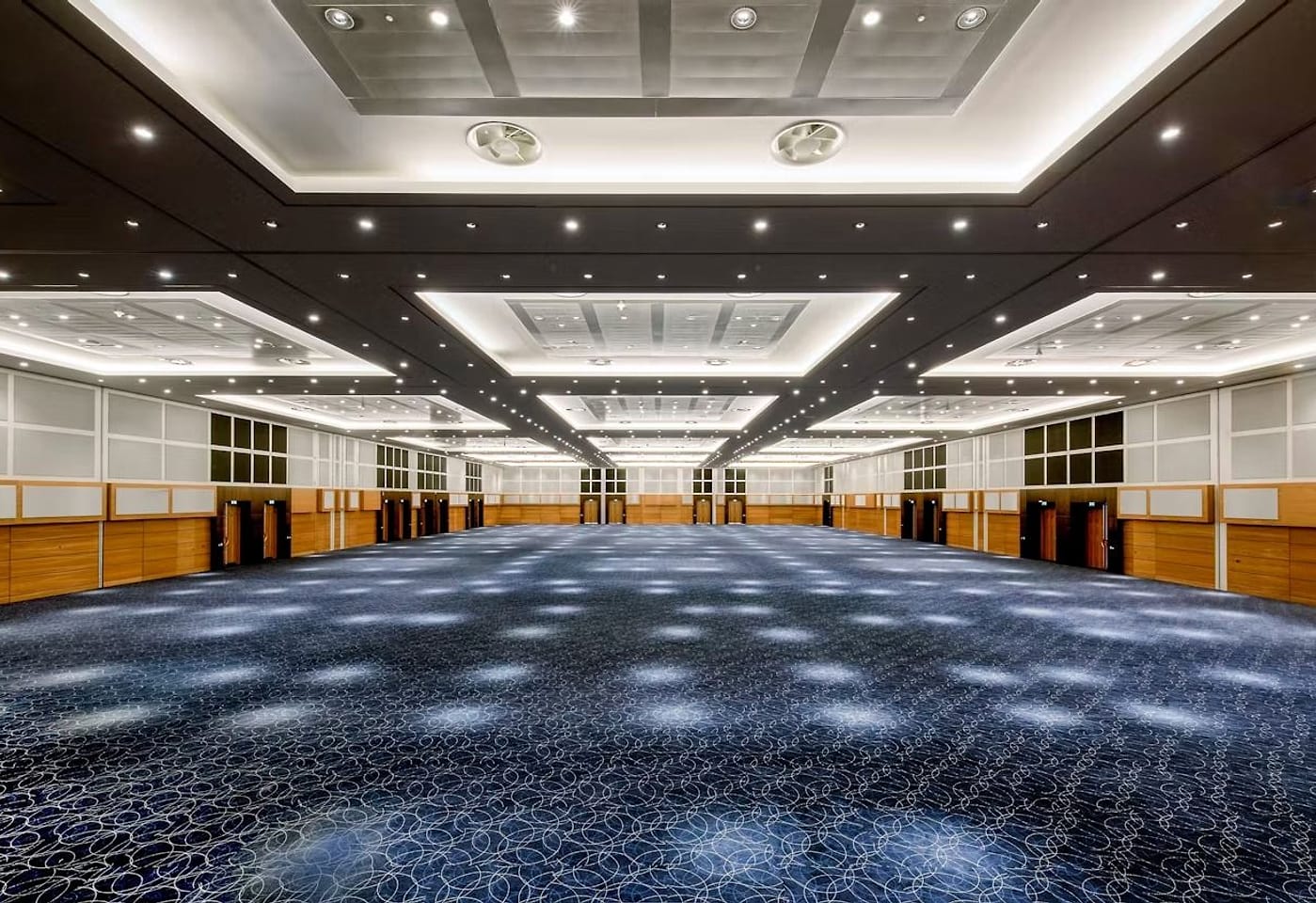 The largest ballroom in London: Arora Ballroom, InterContinental London - The O21