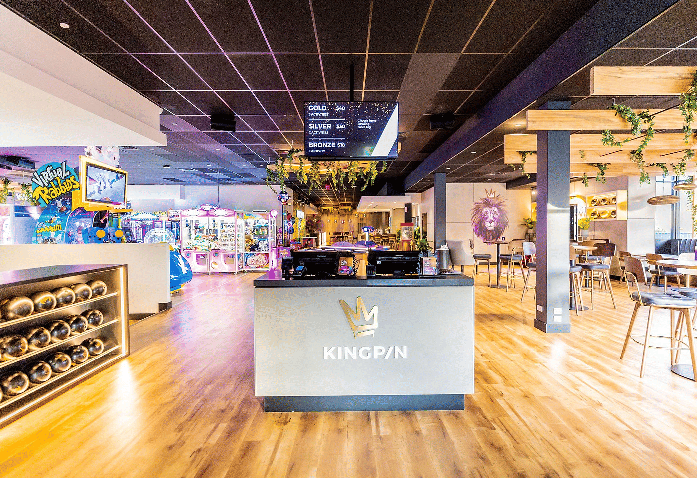Exclusive Hire, Kingpin Norwood 1