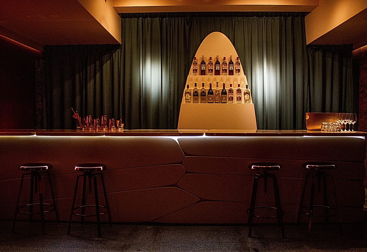 Yes, you can throw your birthday bash in an NYC subway station: La Noxe image 3