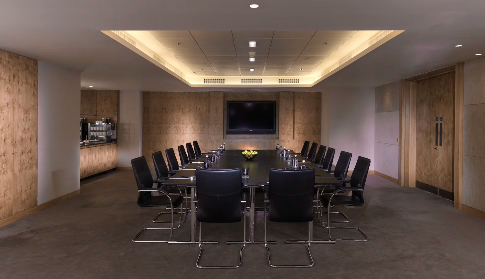 Landmark London hotel meeting room