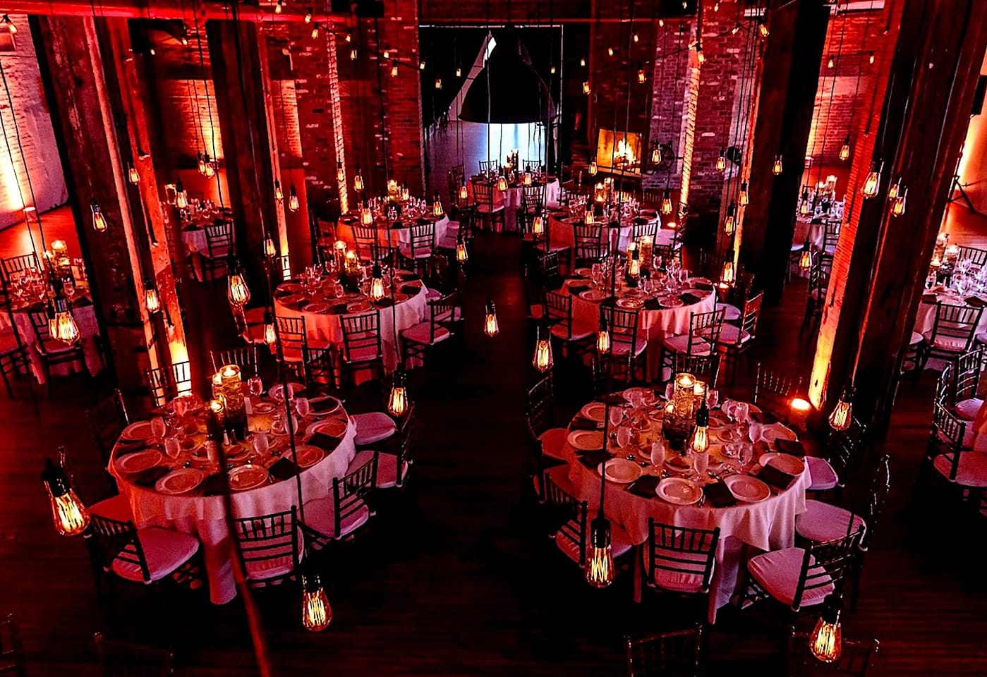 Industrial waterfront grandeur for large-scale events: The Liberty Warehouse1