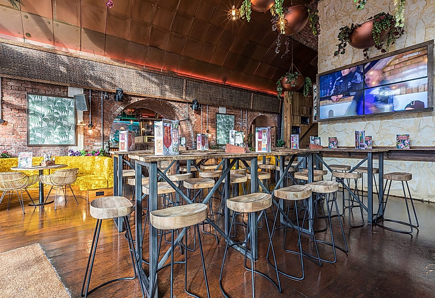 Lola Lo Manchester summer party venue 2