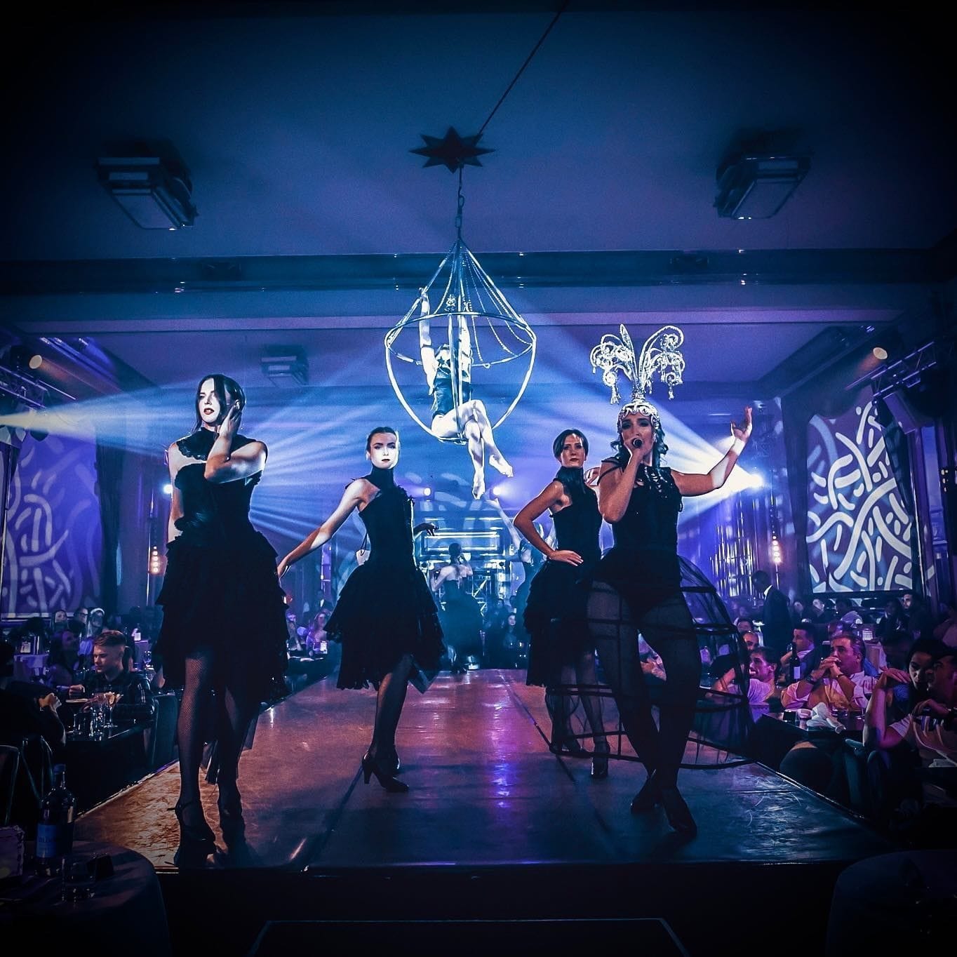 London cabaret club holborn bars