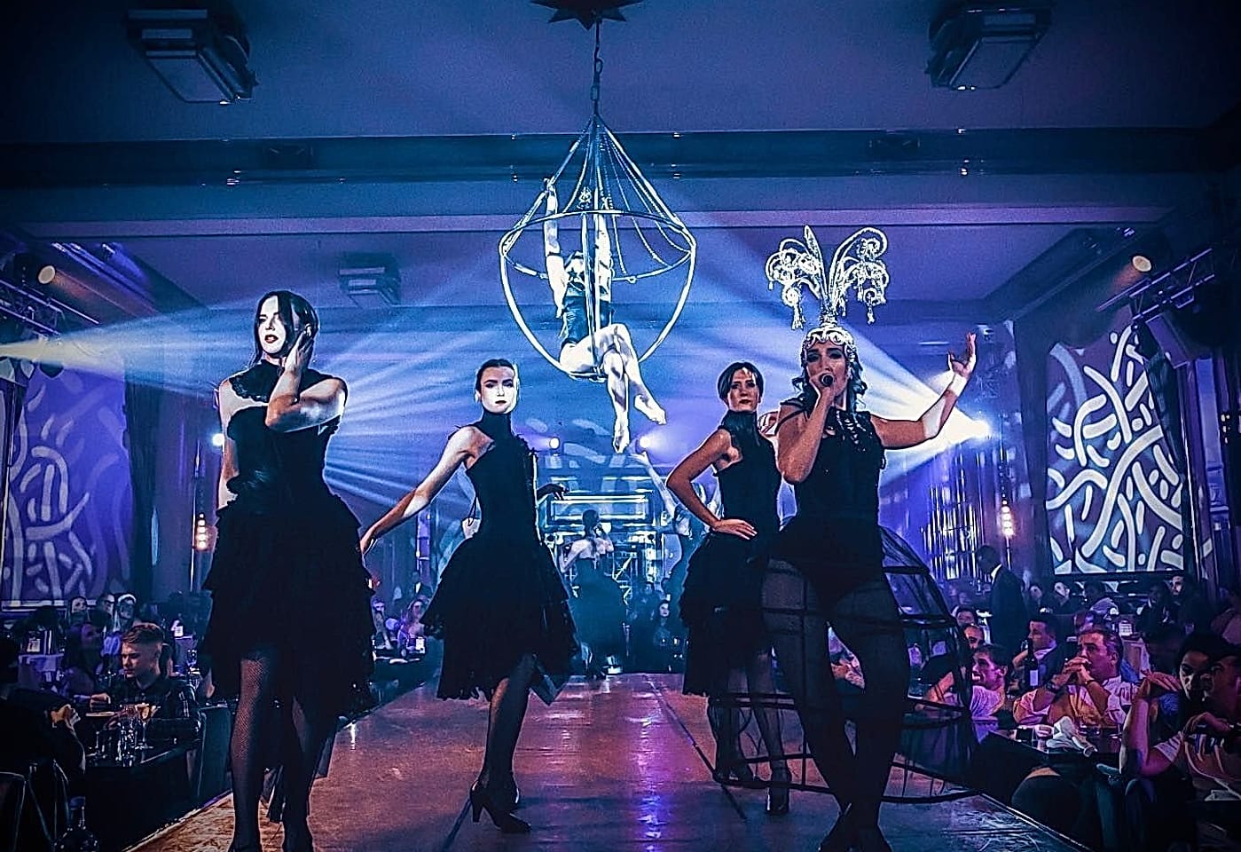 London cabaret club holborn bars