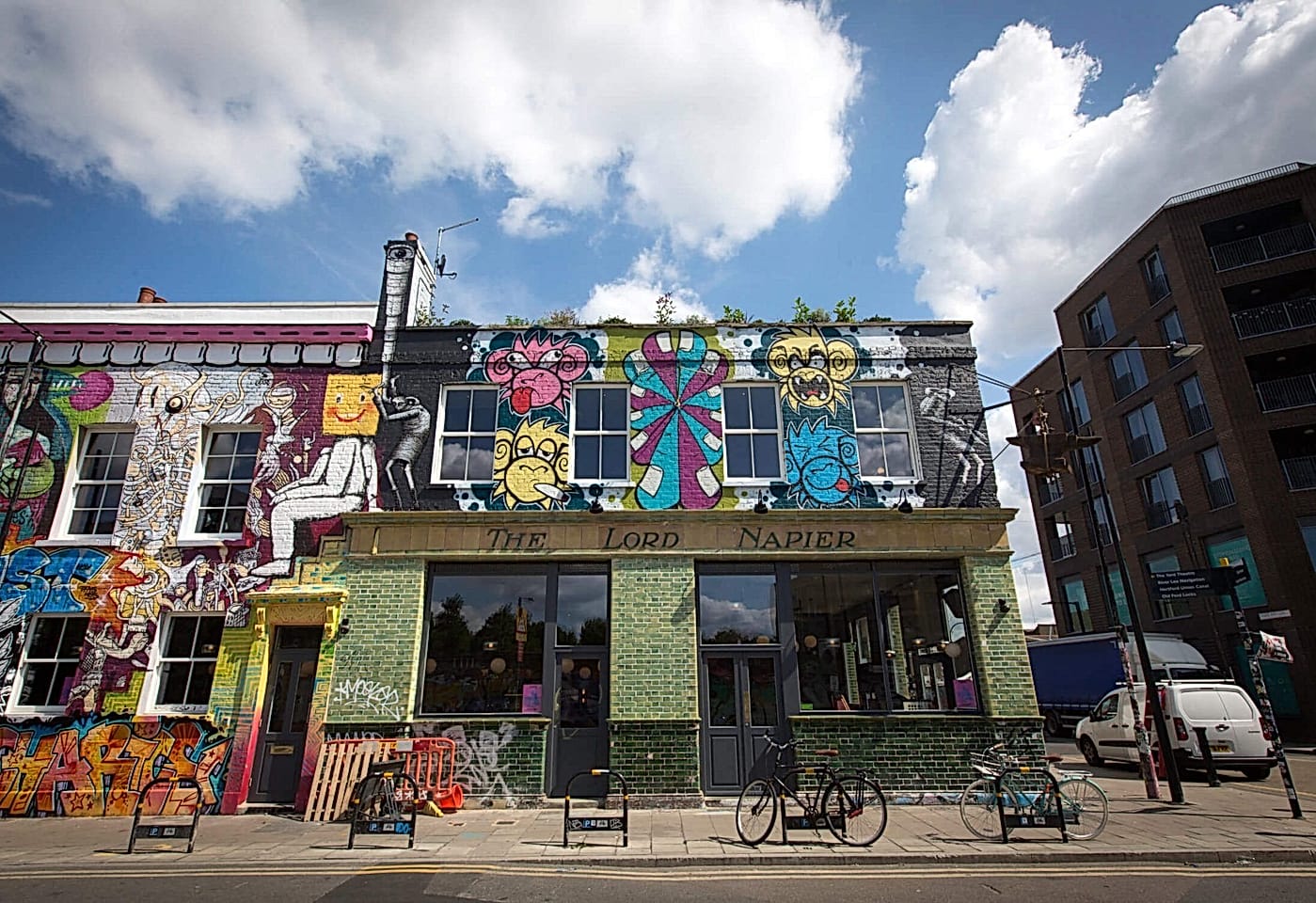 A karaoke bar with a lot of character: The Lord Napier Star image 2