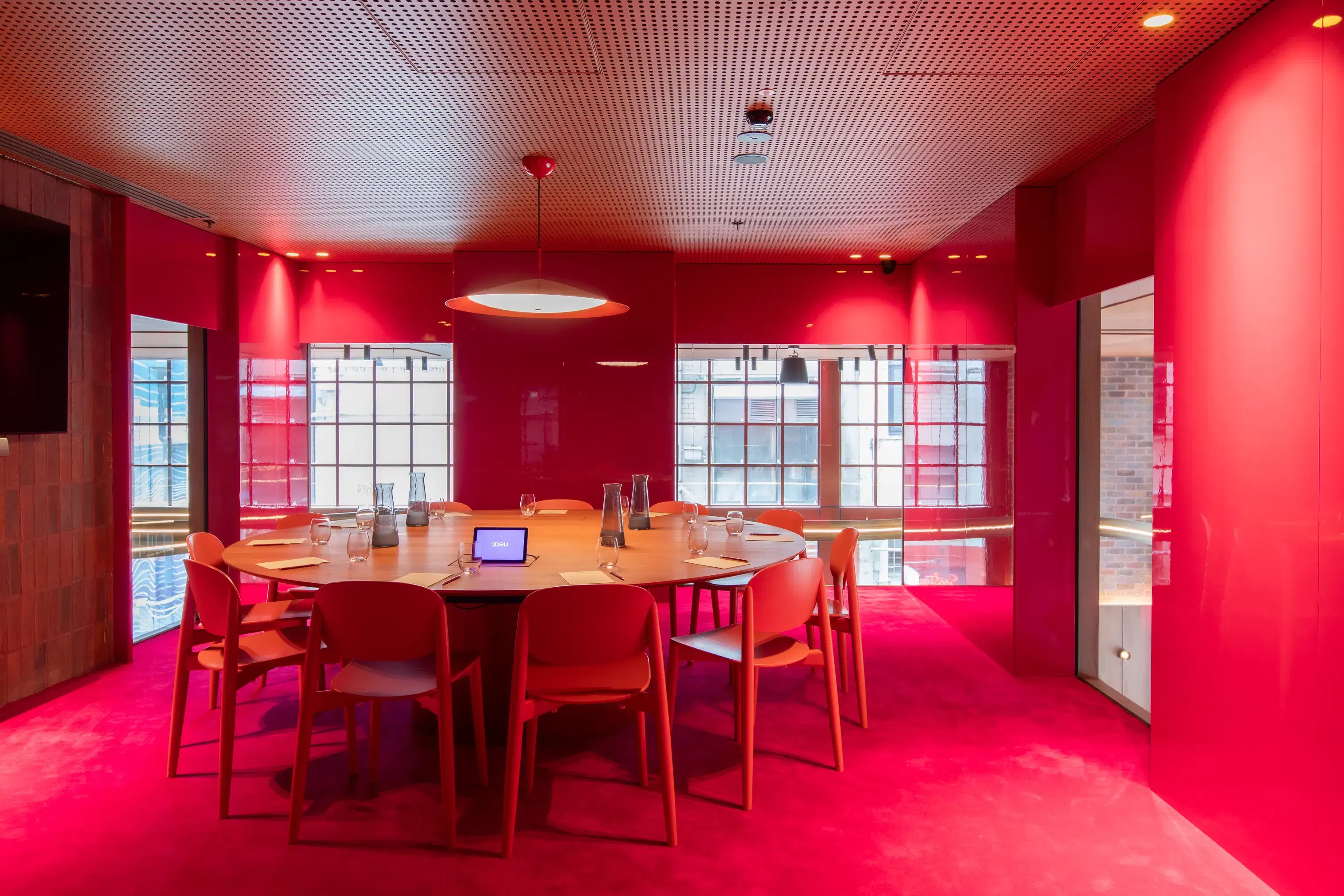 Magenta, Hyde Melbourne Place image 2