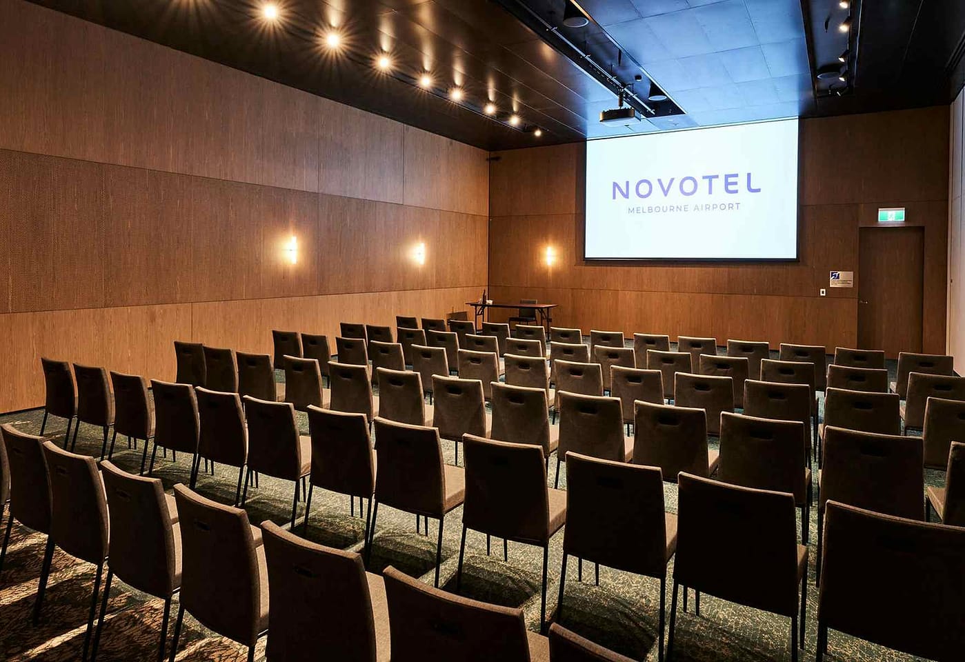 Main Ballroom, Novotel Melbourne Airport image 2
