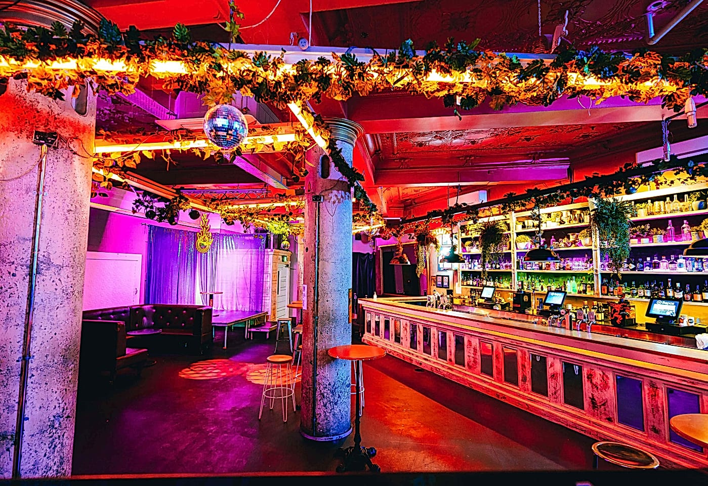 Burdekin Hotel | Main Bar | Venue Hire Sydney | 3