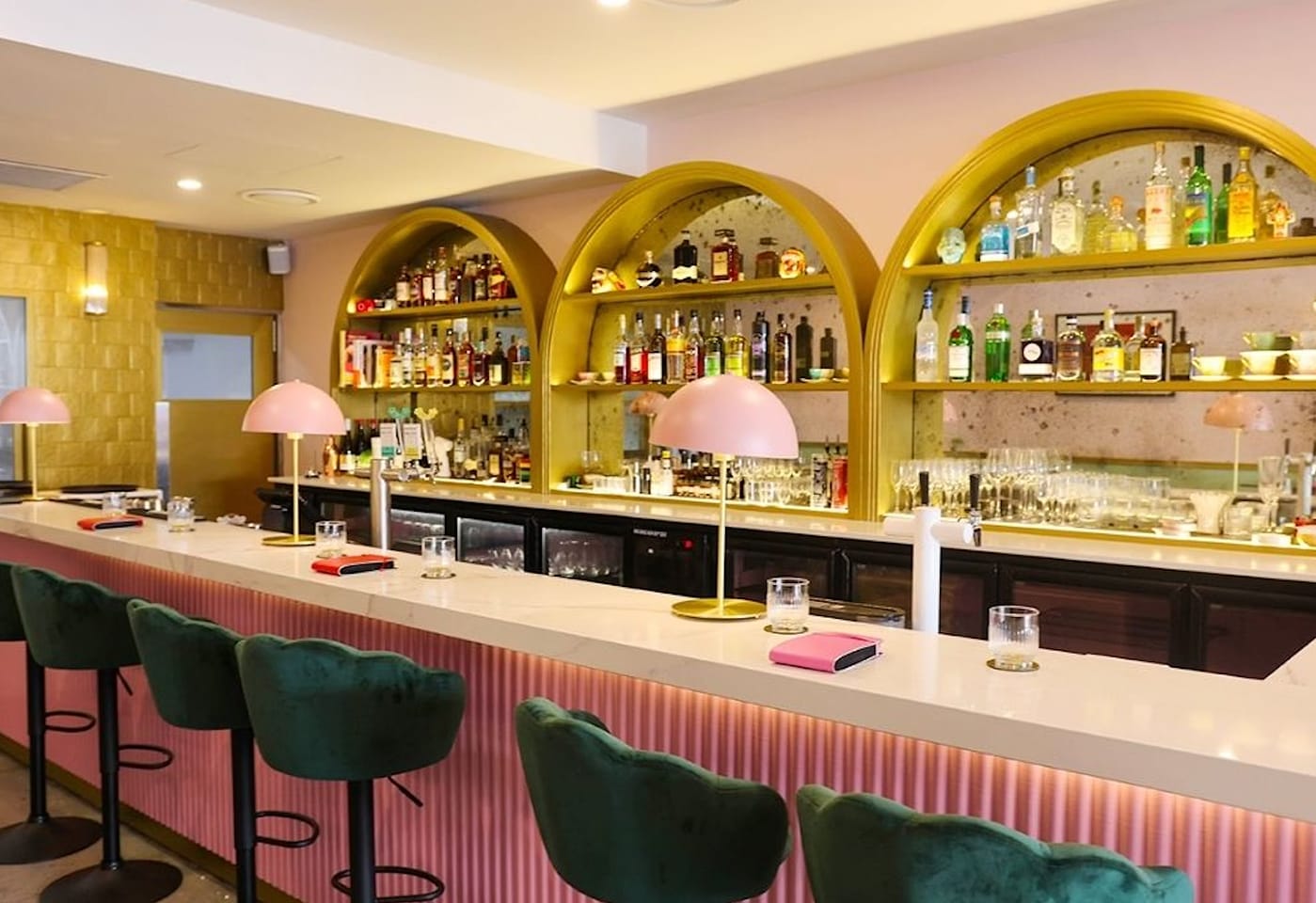 Marilyn's Bar & Diner, Exclusive Hire image 2