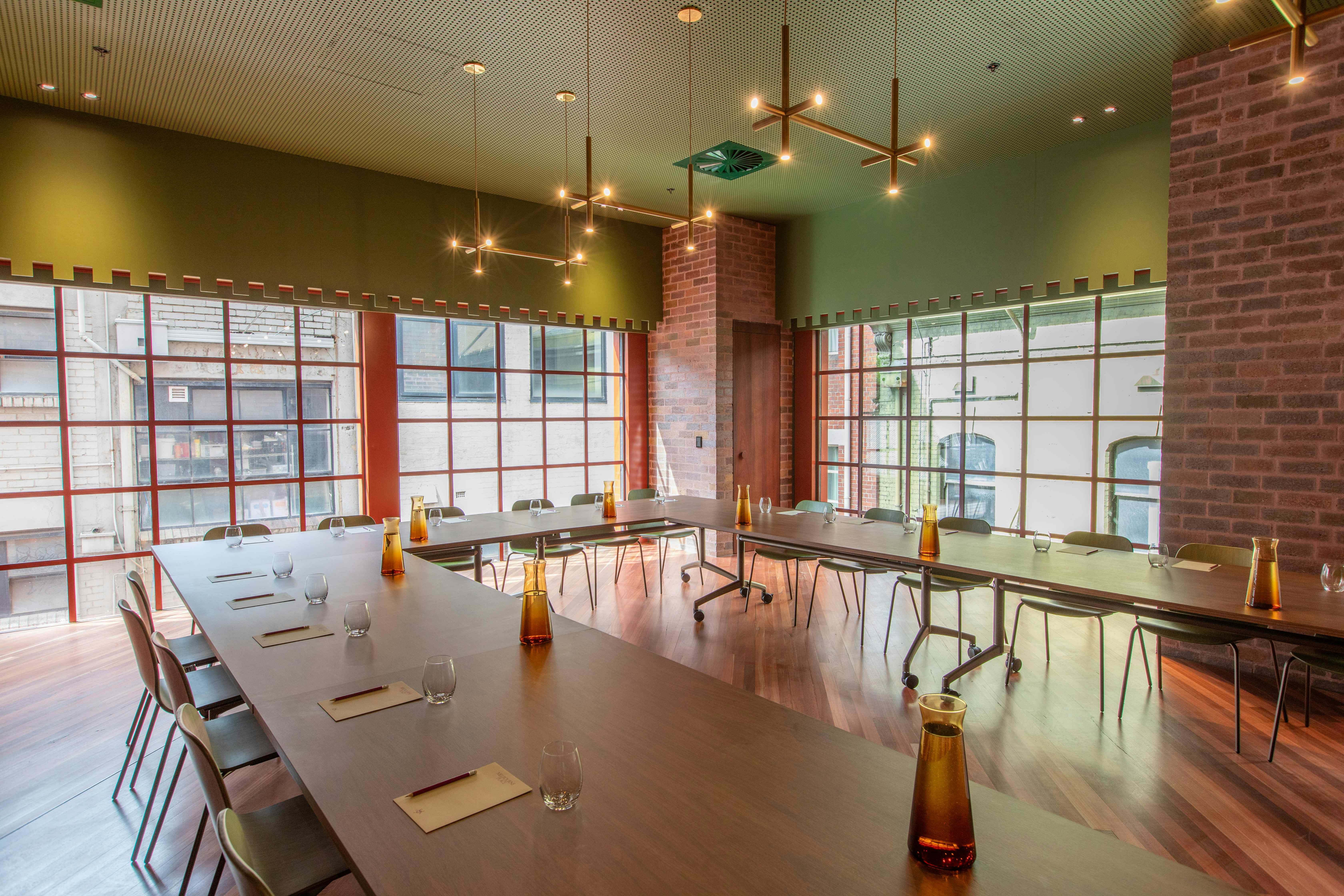 Inspire Your Team with These Workshop Venues 