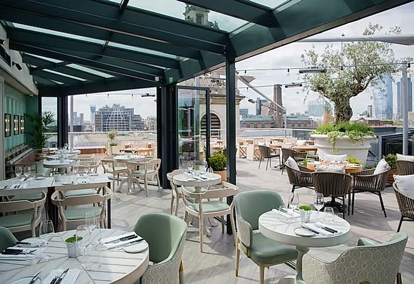 Mercer Roof Top, rooftop bar near st. pauls