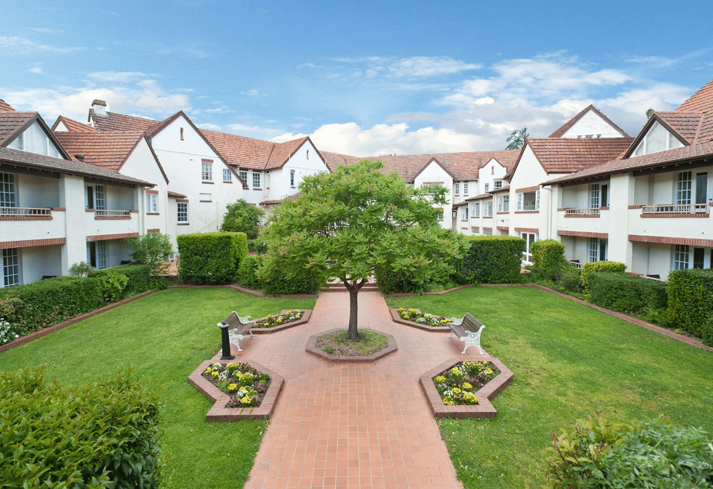Mercure Canberra | Courtyard Gardens | Venue Hire Canberra | 1
