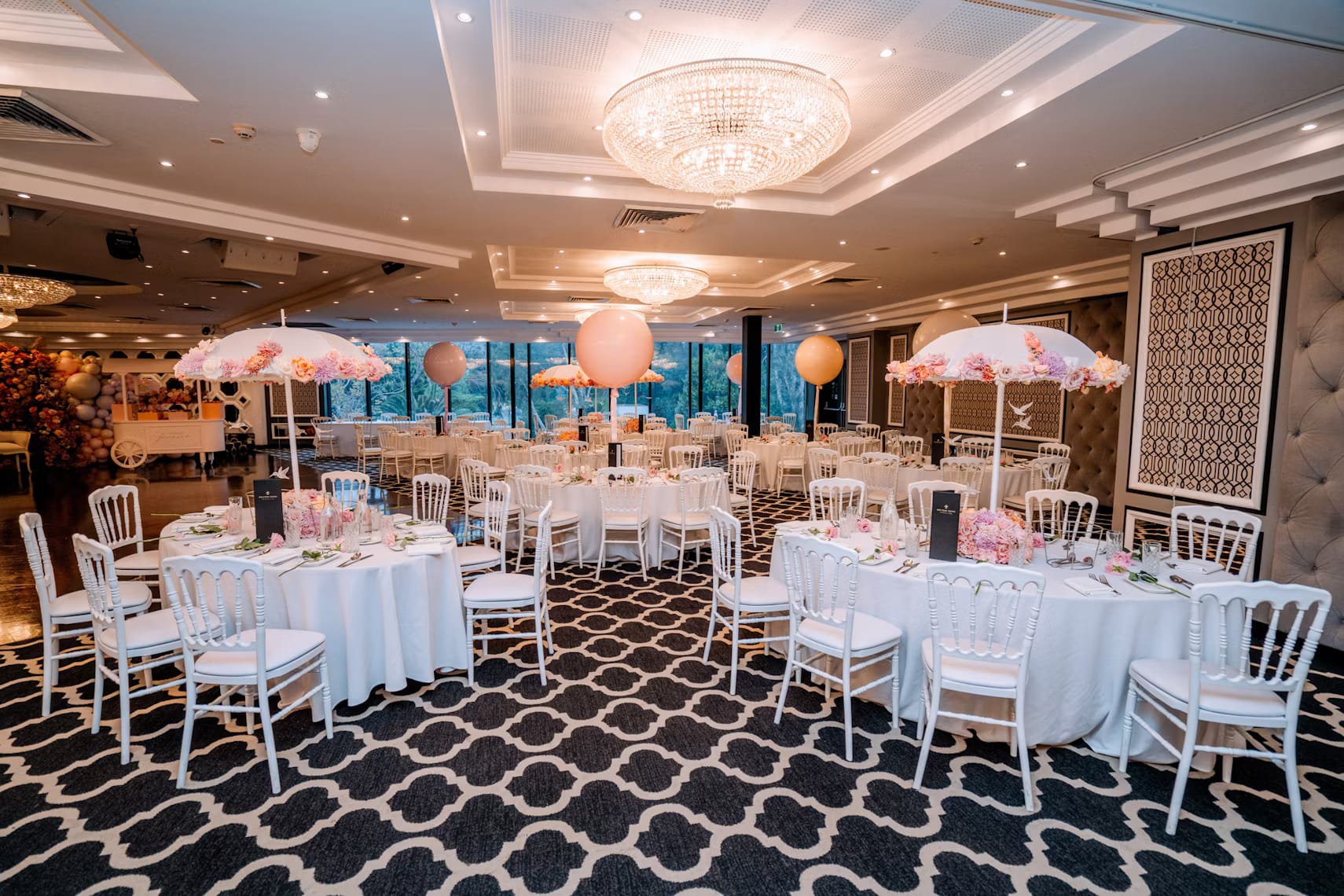 Monte Cristo Lounge, Doltone House, Sylvannia Waters image 2