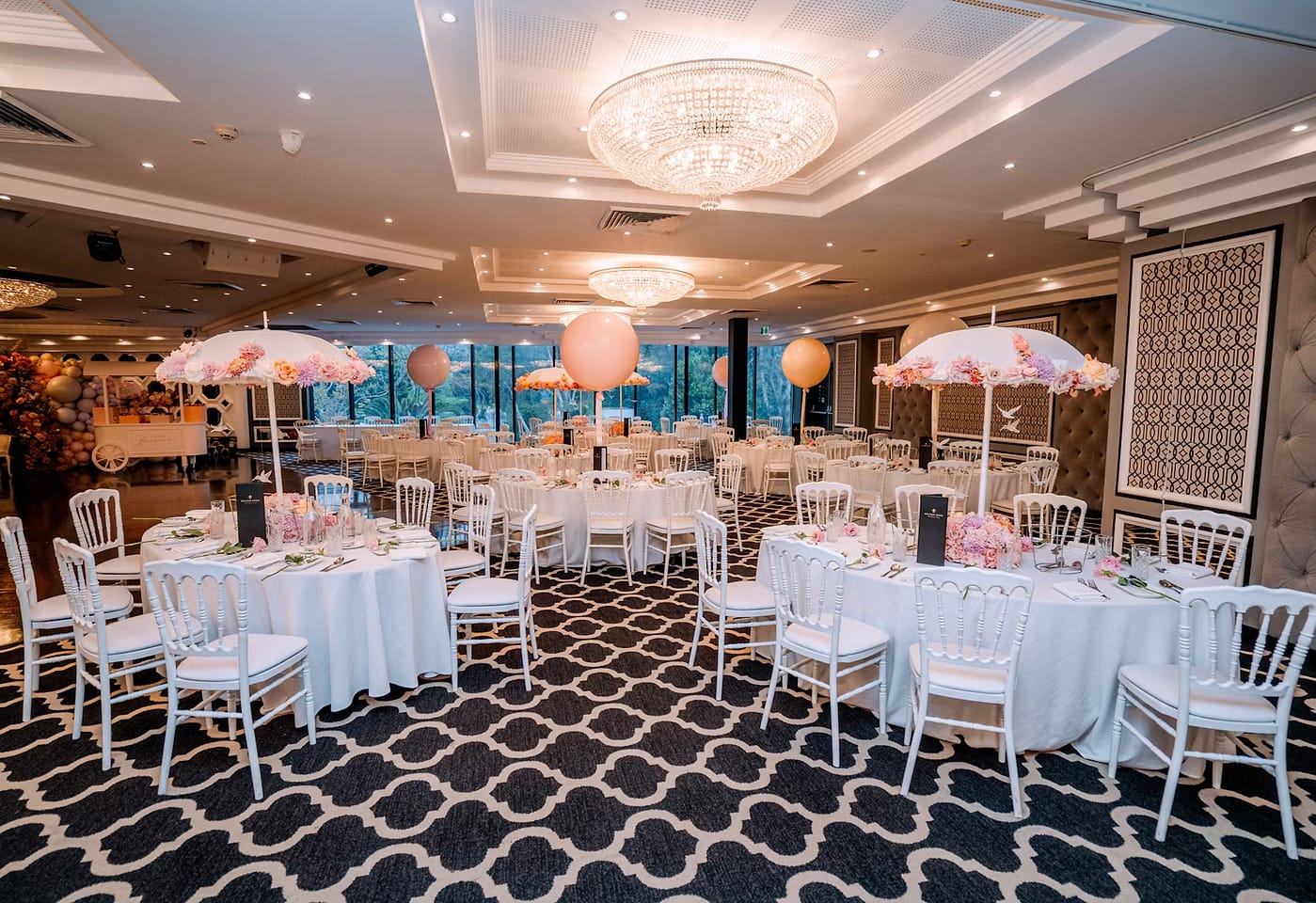 Monte Cristo Lounge, Doltone House, Sylvannia Waters image 2