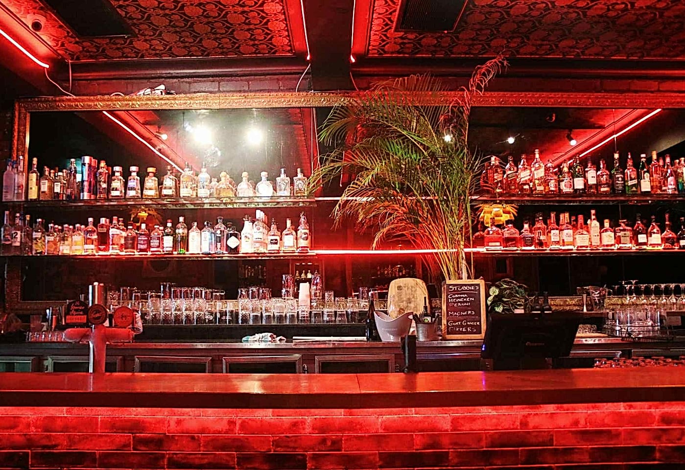 Mr Hyde's Garden Bar & Nightclub, Jekyll & Hyde image 2