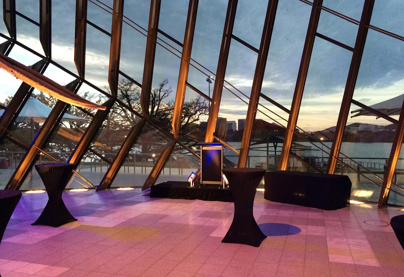 Bay Windows, National Museum of Australia image 2