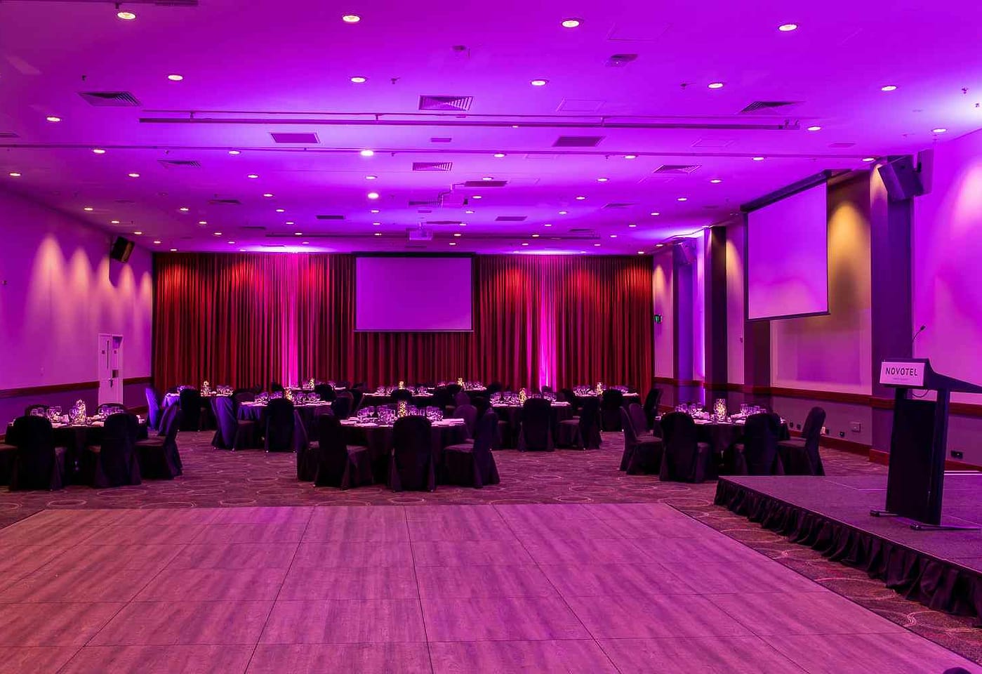 Ballroom South, Novotel Perth Langley image 3