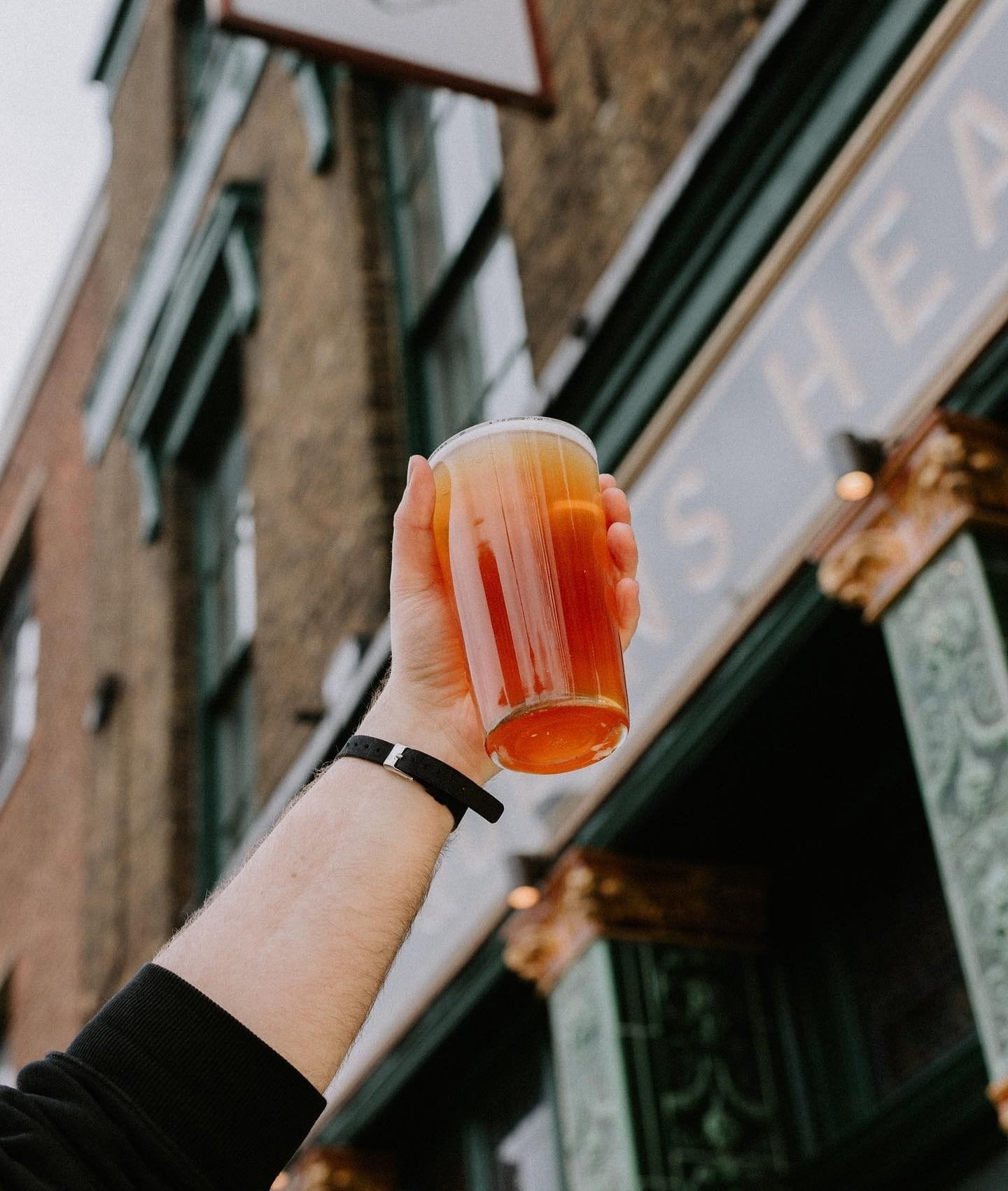 Old queen's head angel pub