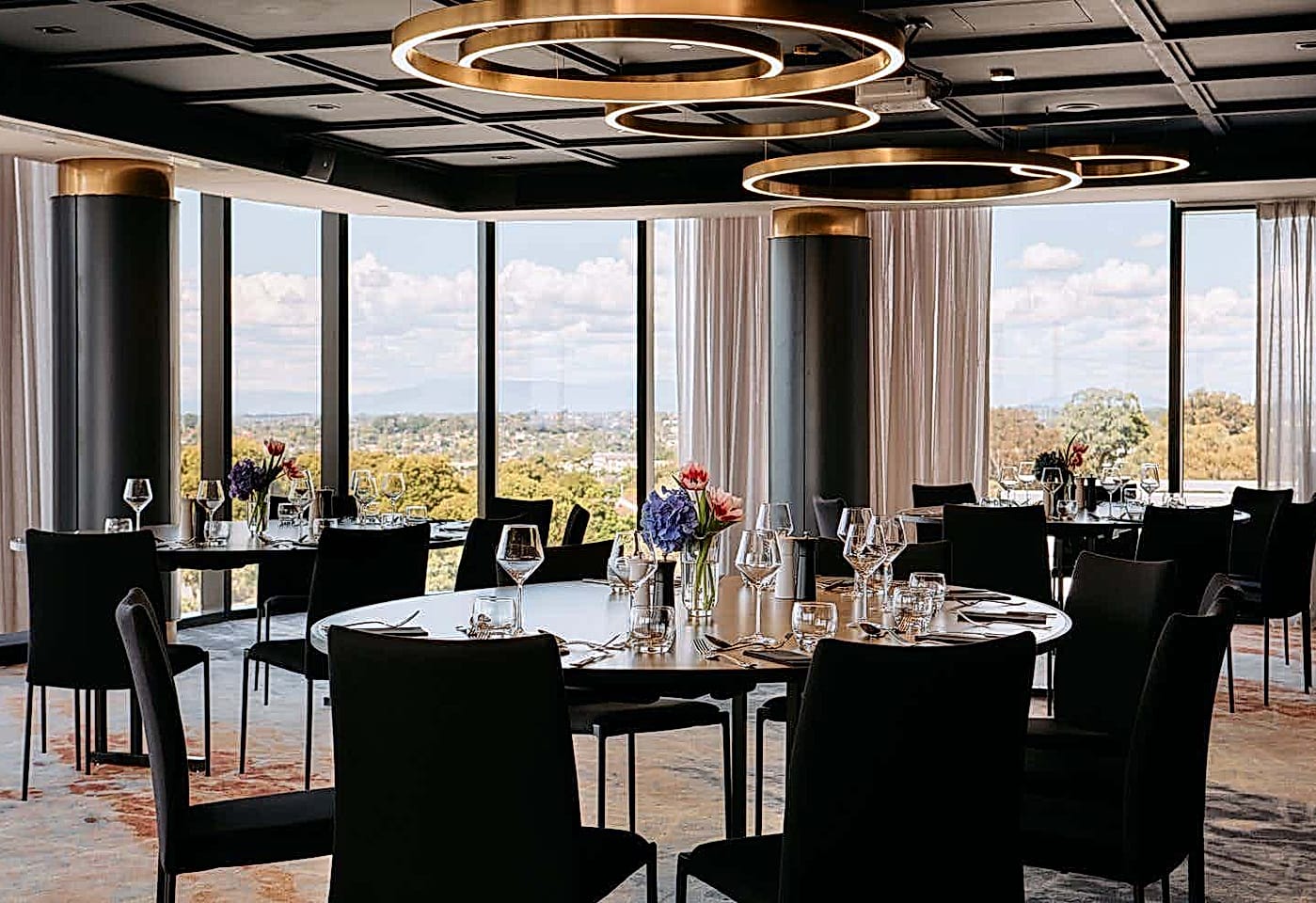 Orchard Rooms, Mercure Melbourne Doncaster image 3