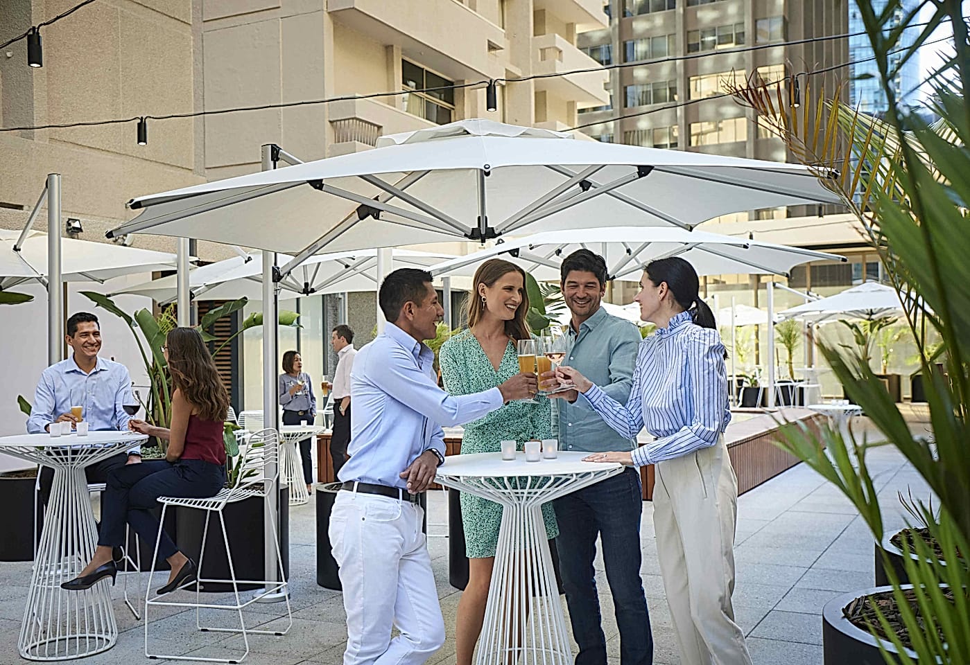 Outdoor Piazza, Parmelia Hilton Perth1