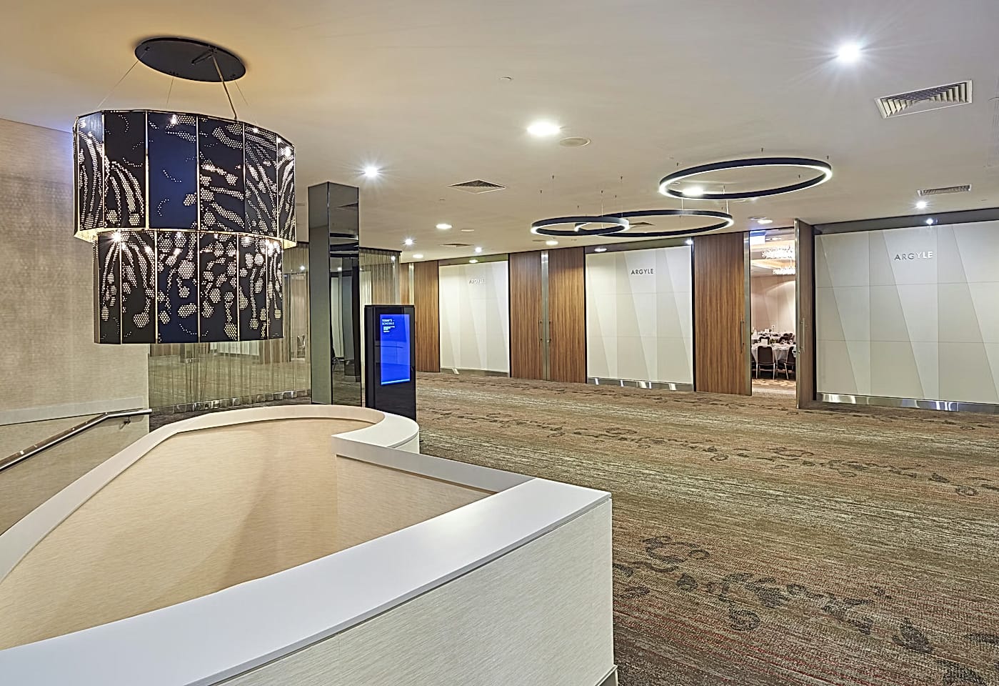 Pinnacles Room, Parmelia Hilton Perth image 2