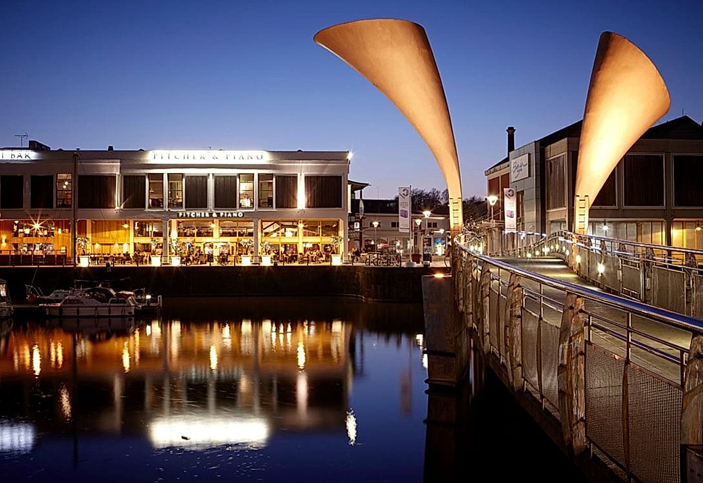 Pitcher and Piano Bristol late night bars